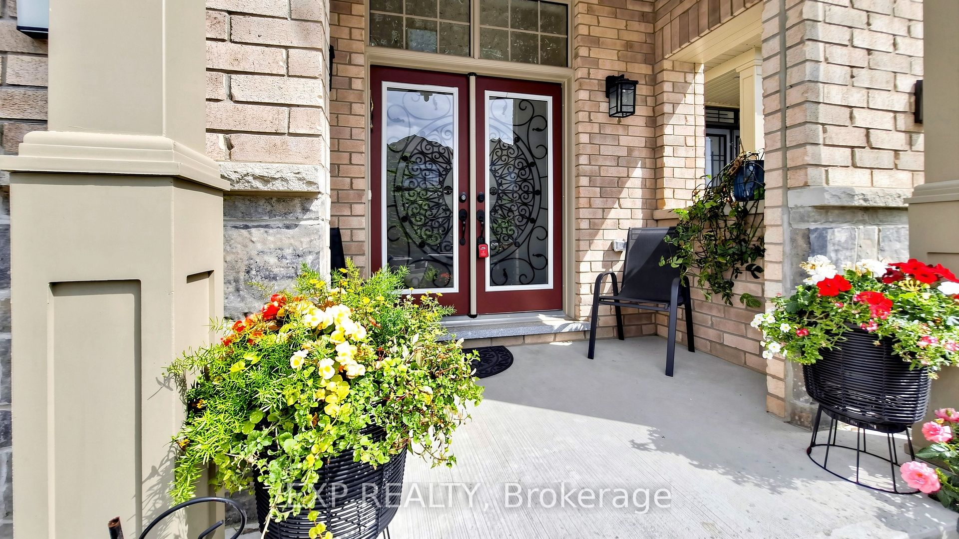 34 Buttonleaf Crescent, Whitchurch-Stouffville, ON L4A 4P5 photo 3