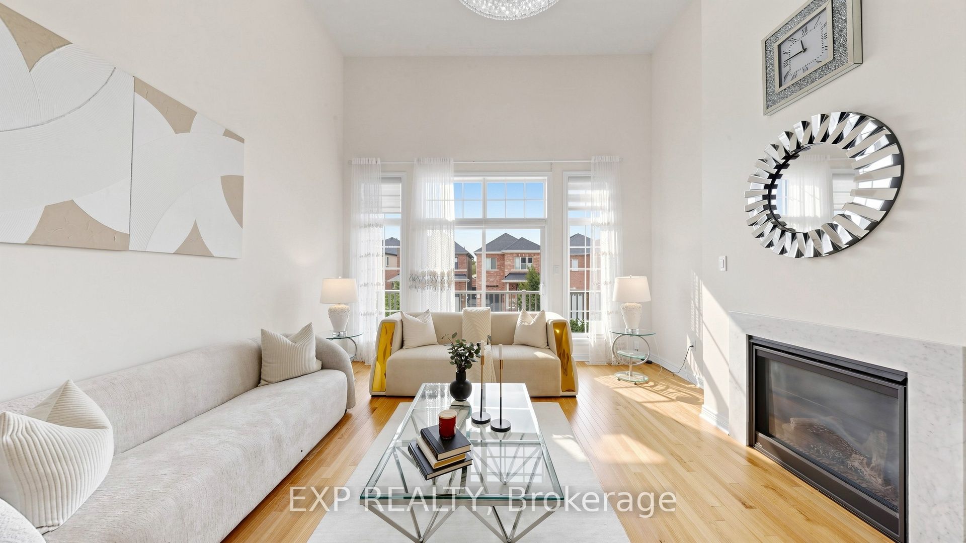 34 Buttonleaf Crescent, Whitchurch-Stouffville, ON L4A 4P5 photo 4