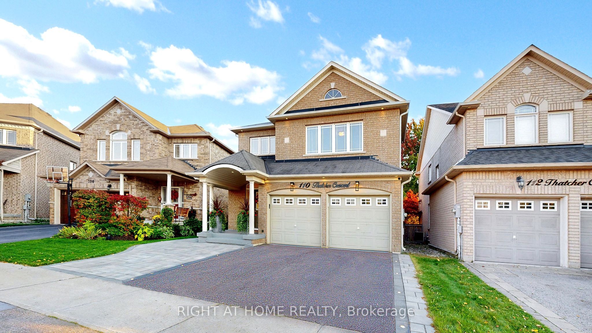 110 Thatcher Crescent, East Gwillimbury, ON L9N 0B9 photo 3