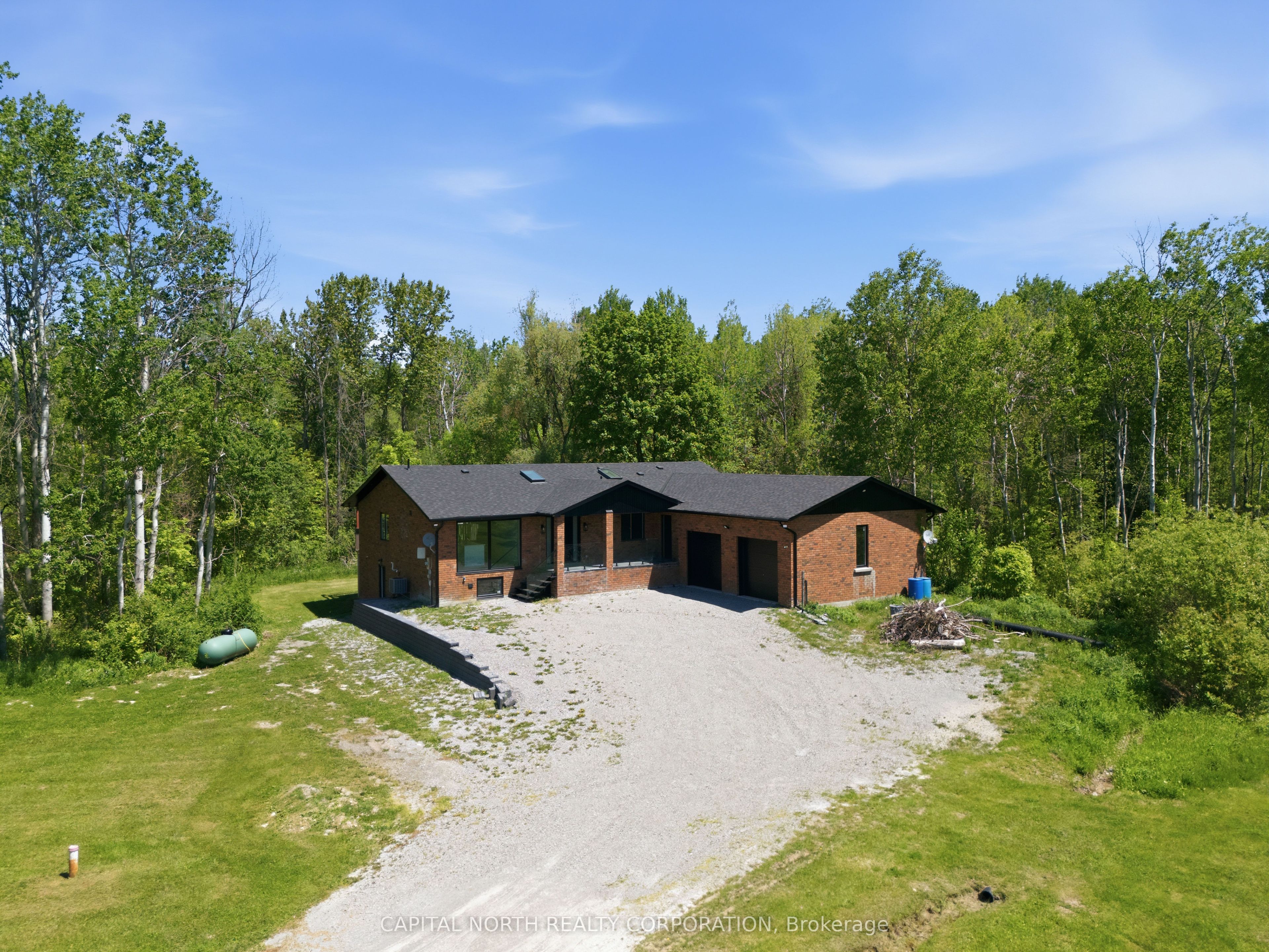 26375 Woodbine Avenue, Georgina, ON L4P 3E9 photo 2