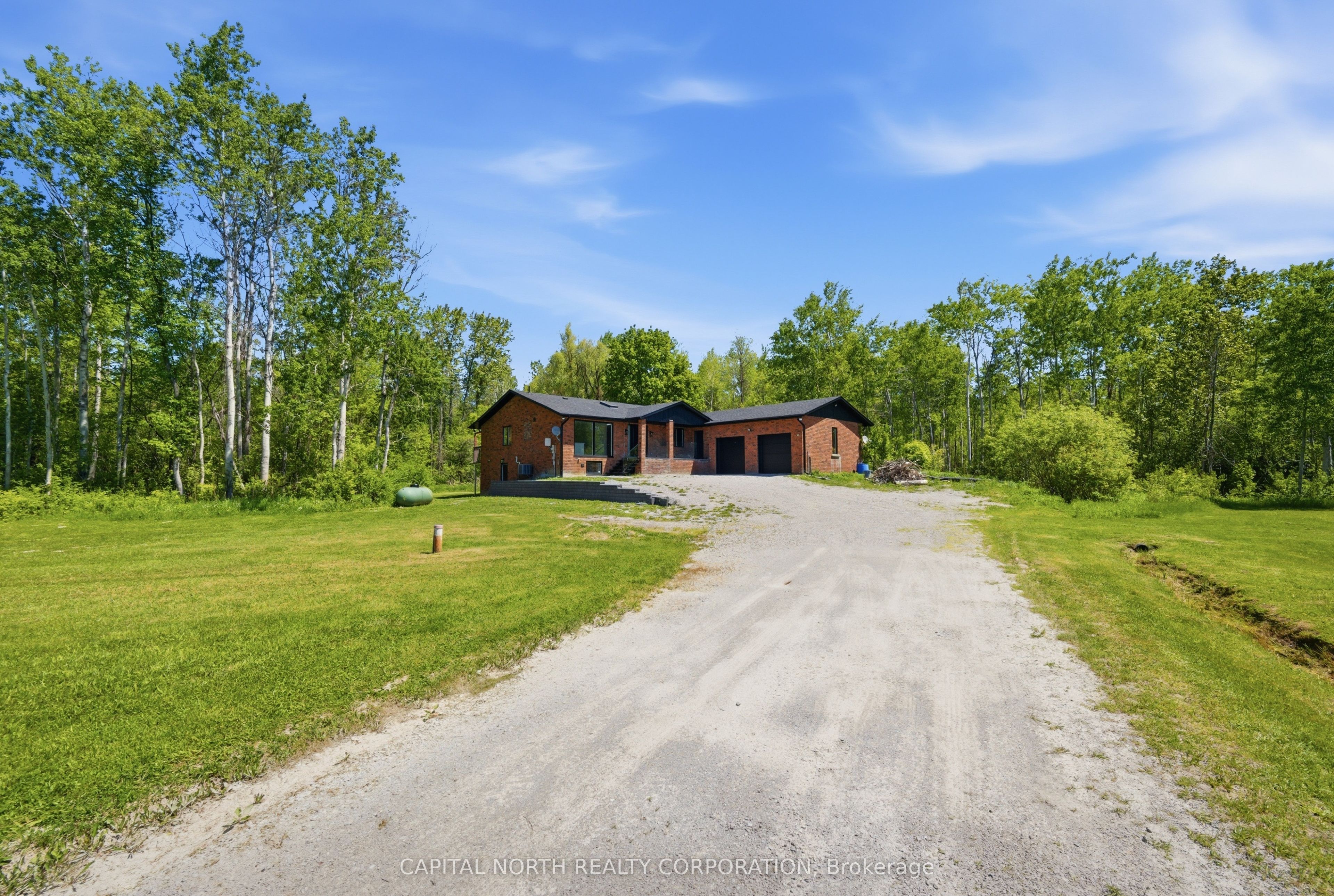 26375 Woodbine Avenue, Georgina, ON L4P 3E9 photo 3