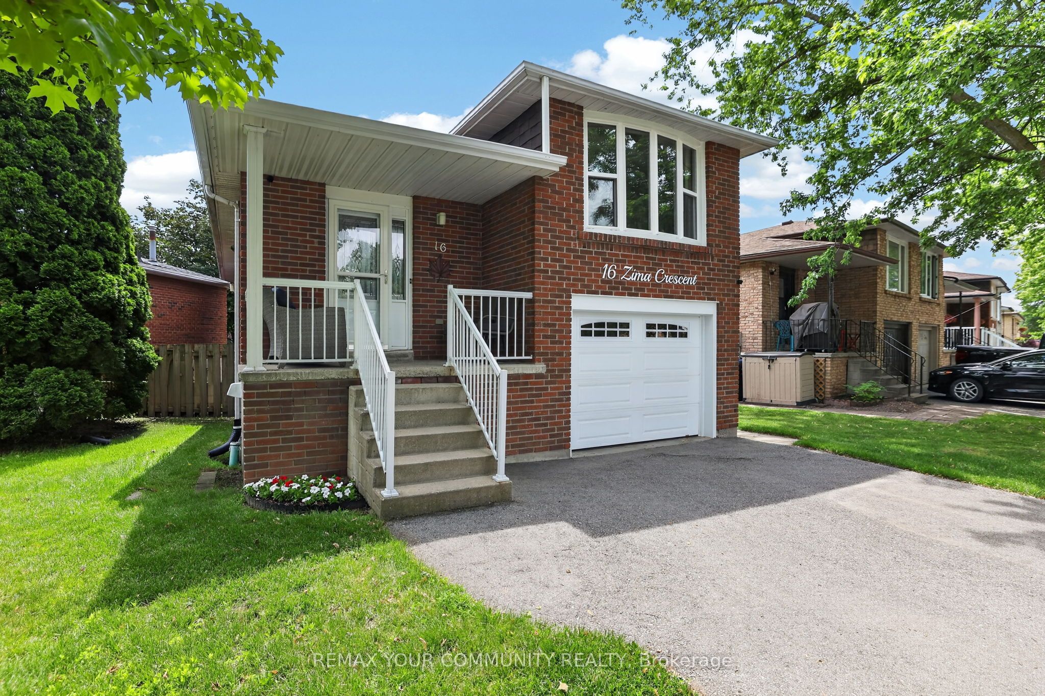 16 Zima Crescent, Bradford West Gwillimbury, ON L3Z 1Z7 photo 3