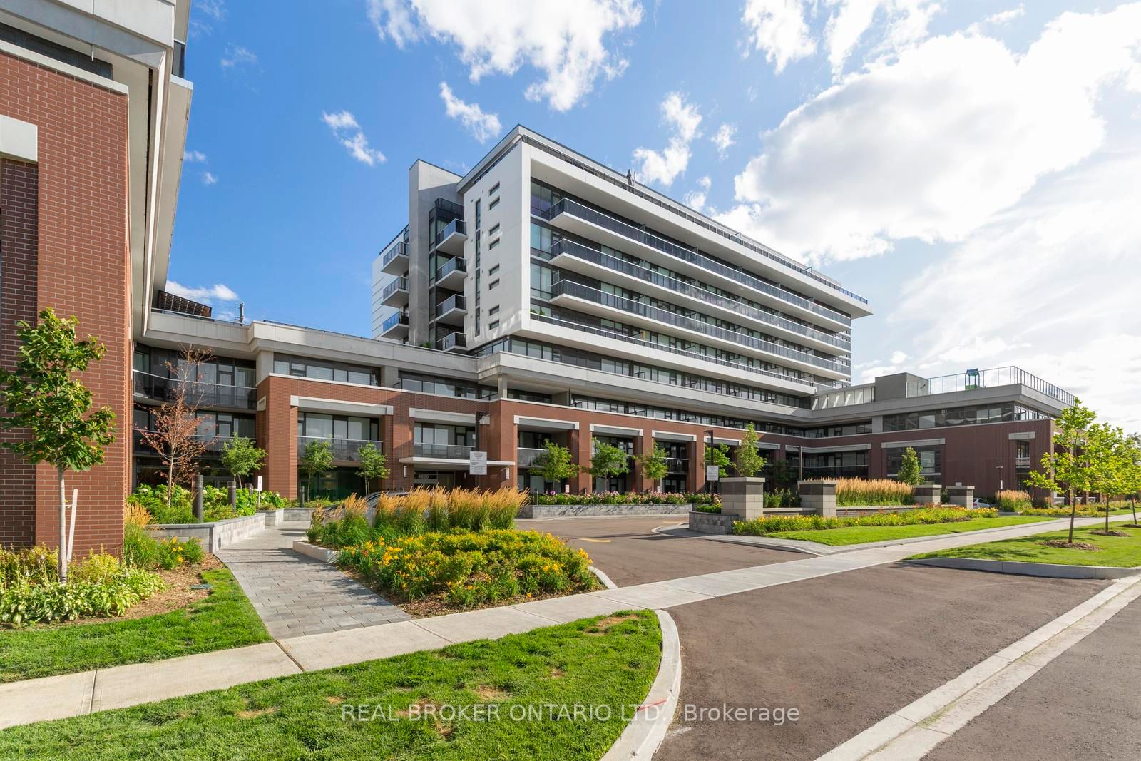 4800 Highway 7 805, Vaughan, ON L4L 1H8