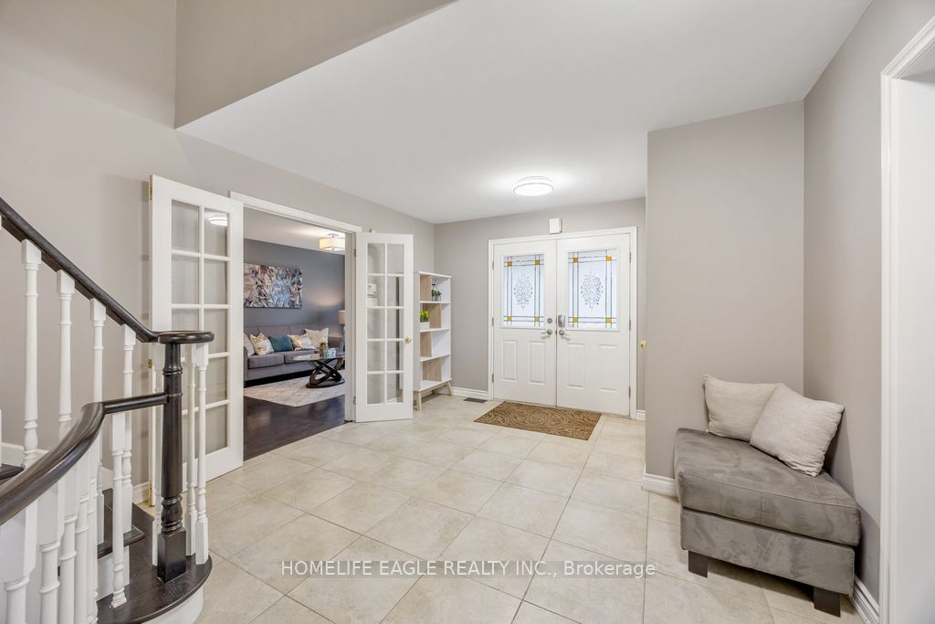 20286 Yonge Street, East Gwillimbury, ON L9N 1B1 photo 2