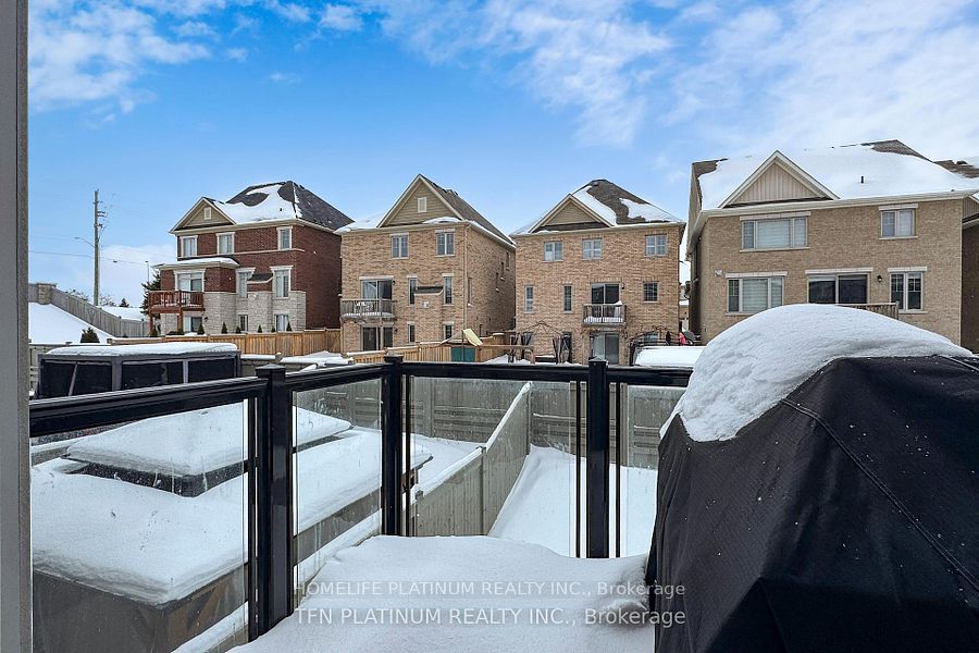 18 Totten Trail, New Tecumseth, ON L0G 1W0 photo 4
