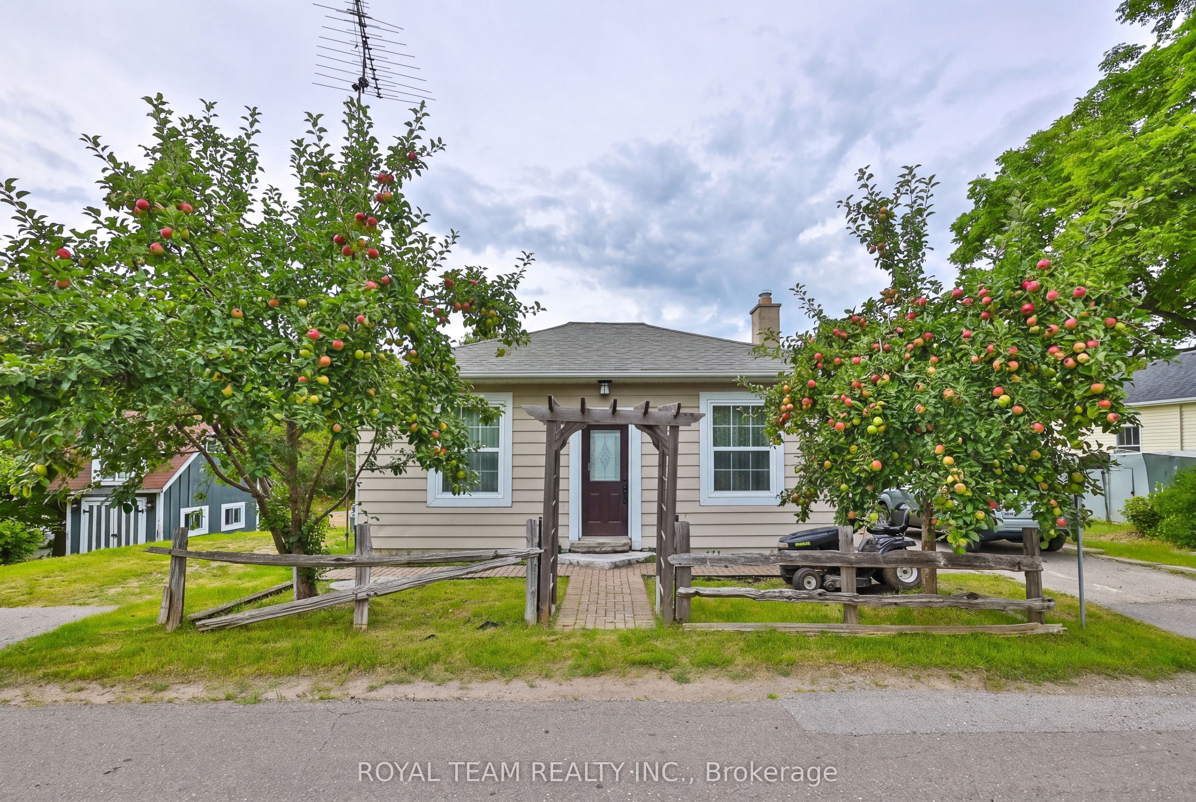 106 Centre Street, King, ON L0G 1T0 photo 4