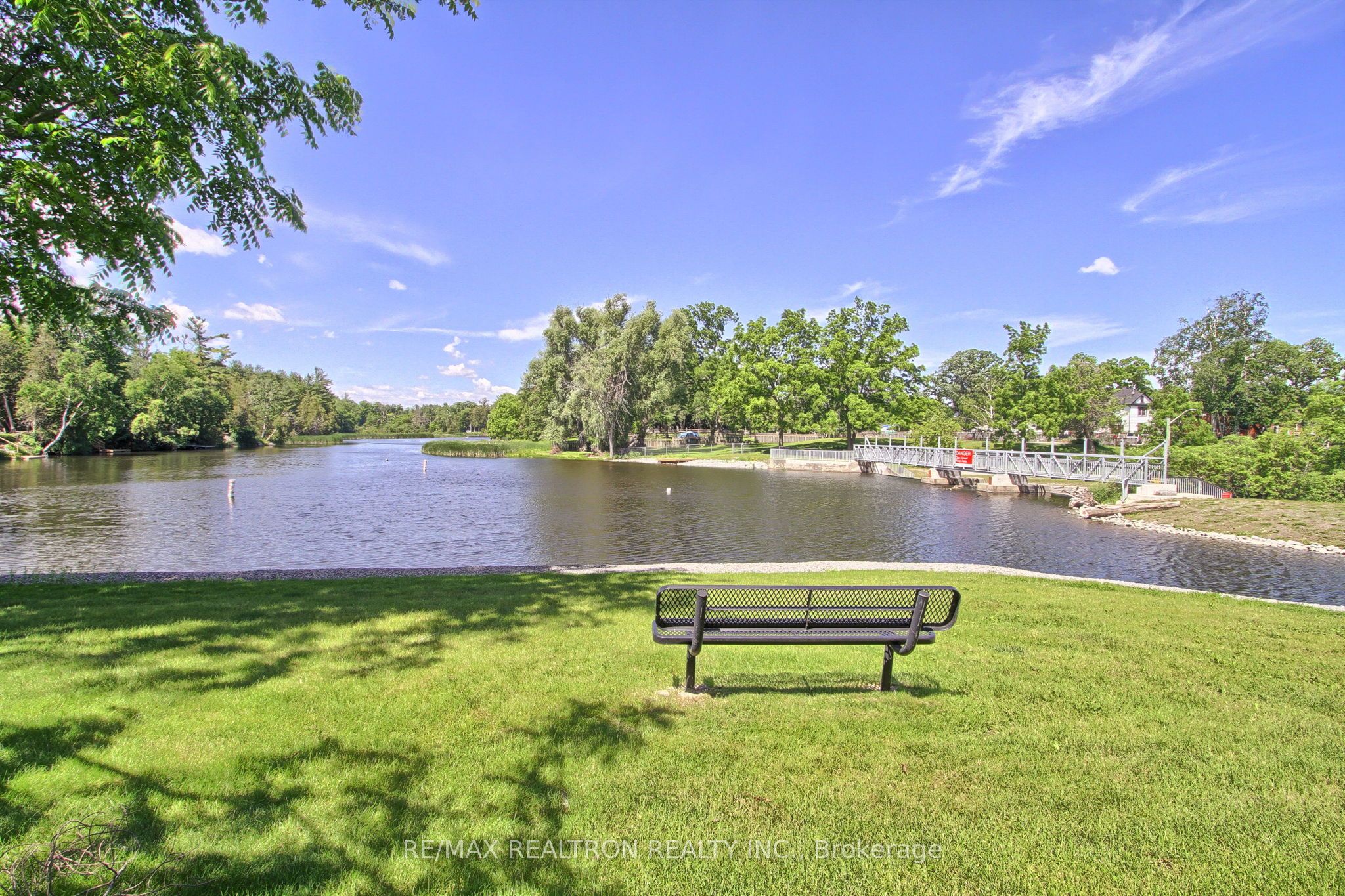 201 Pefferlaw Road, Georgina, ON L0E 1N0