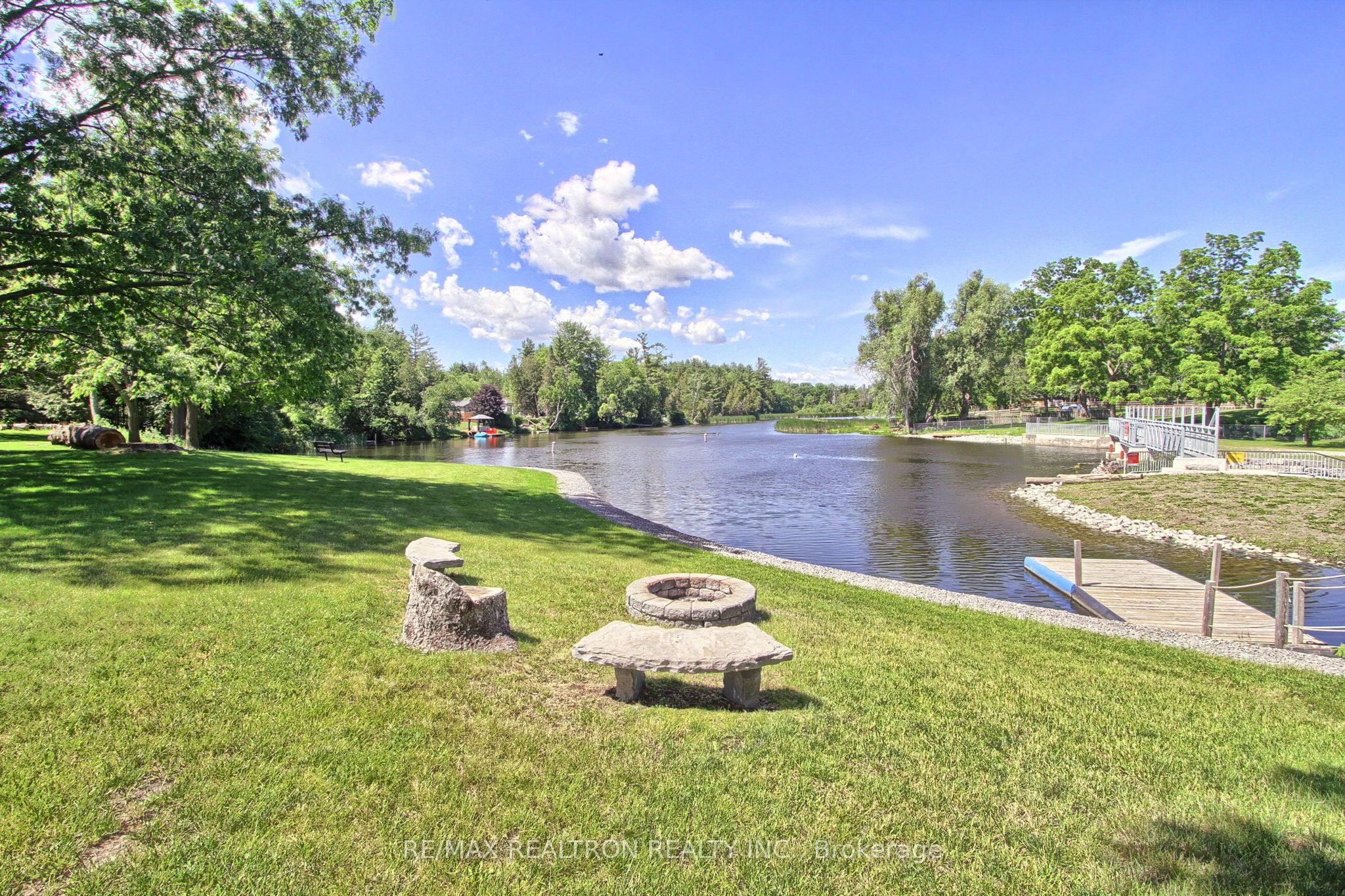 201 Pefferlaw Road, Georgina, ON L0E 1N0 photo 2