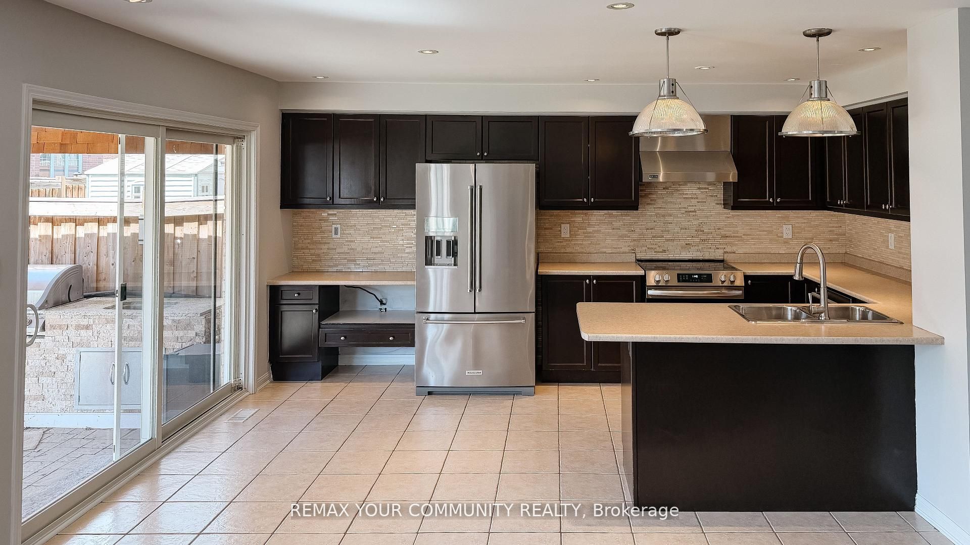 18 Gordon Drive, New Tecumseth, ON L9R 0J1 photo 5