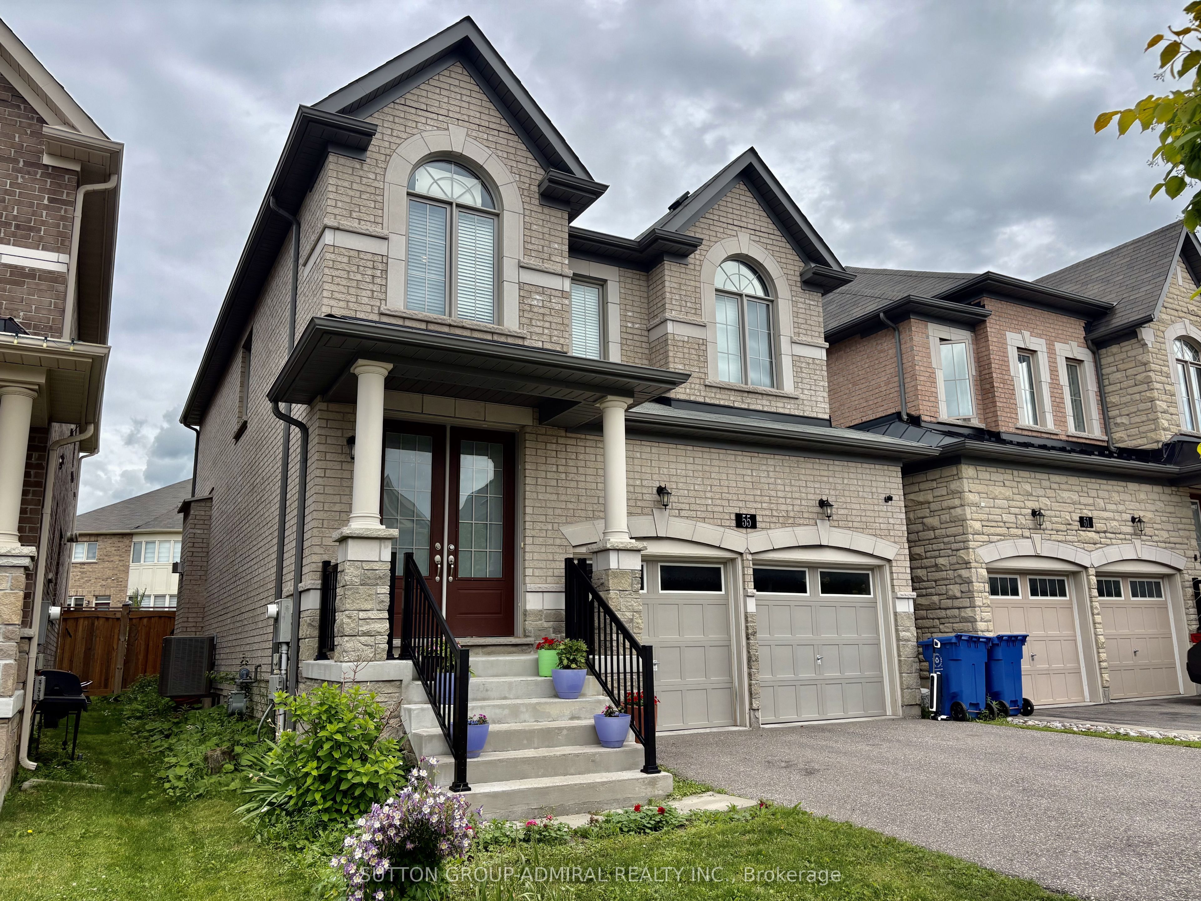 55 Duggan Street, Aurora, ON L4G 0Y9