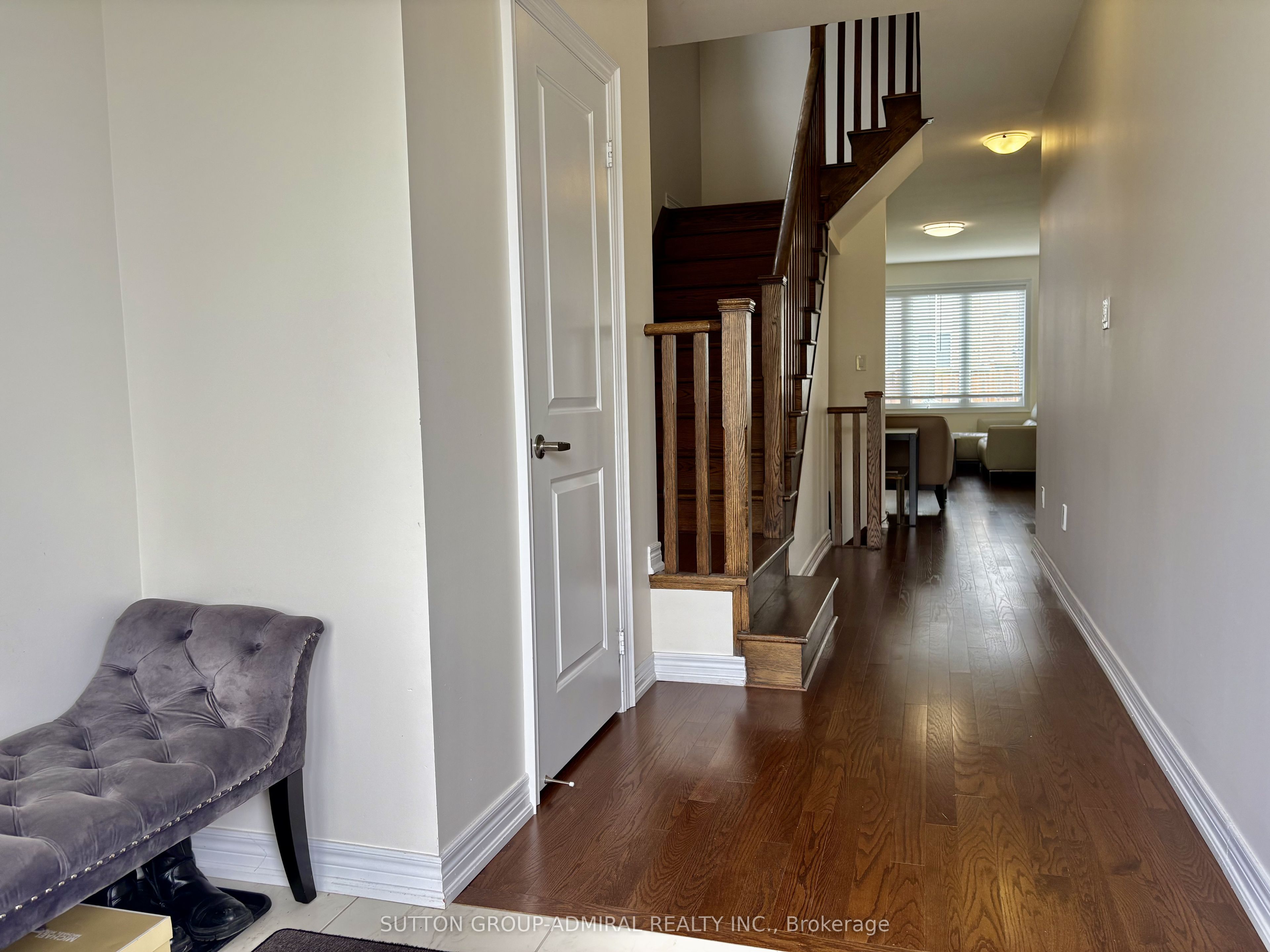 55 Duggan Street, Aurora, ON L4G 0Y9 photo 4