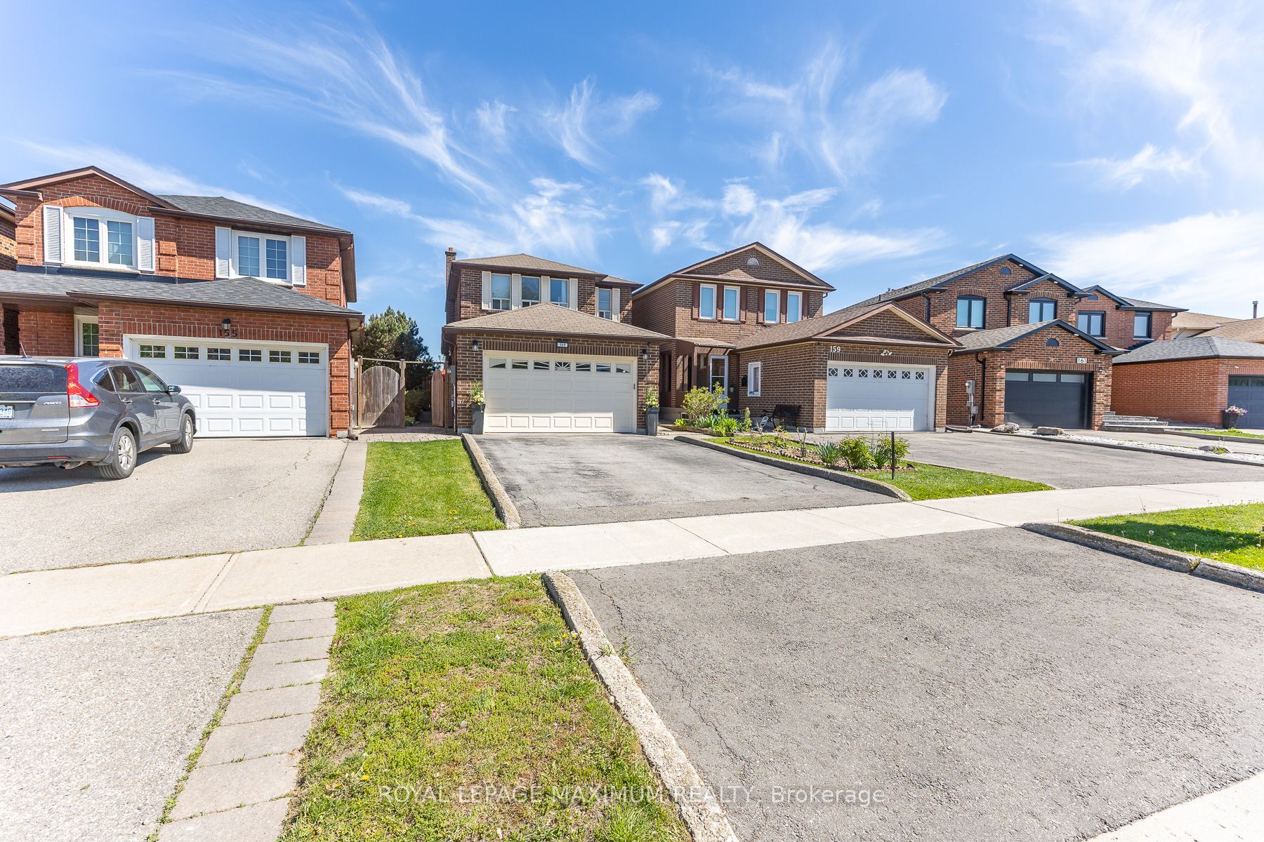 157 Misty Meadow Drive, Vaughan, ON L4L 3V6 photo 2