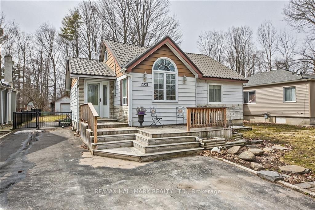 2052 Centre Avenue, Innisfil, ON L9S 1Z3