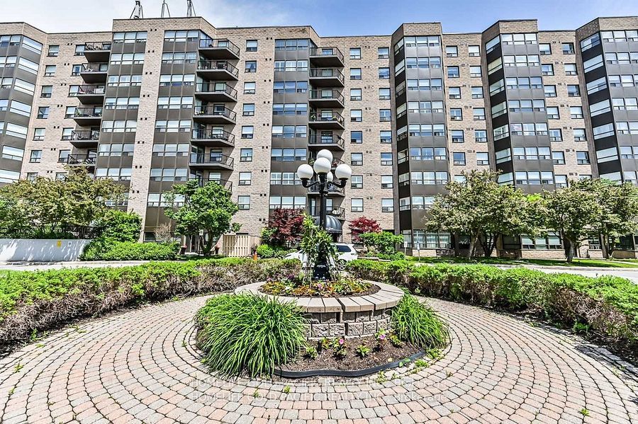 2 Raymerville Drive 806, Markham, ON L3P 7N7 photo 2
