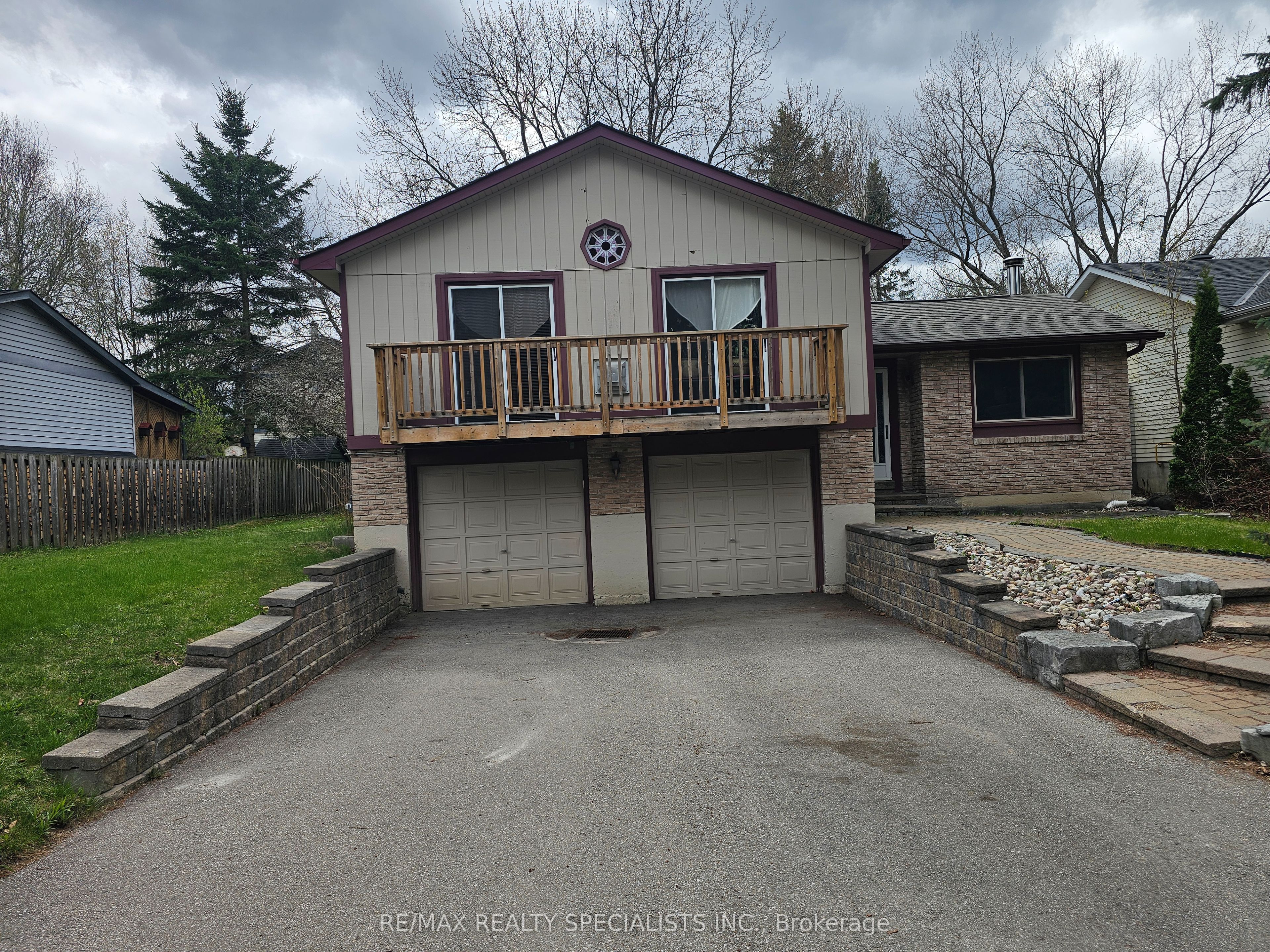 914 JANETTE Street, Newmarket, ON L3Y 5K2 photo 3