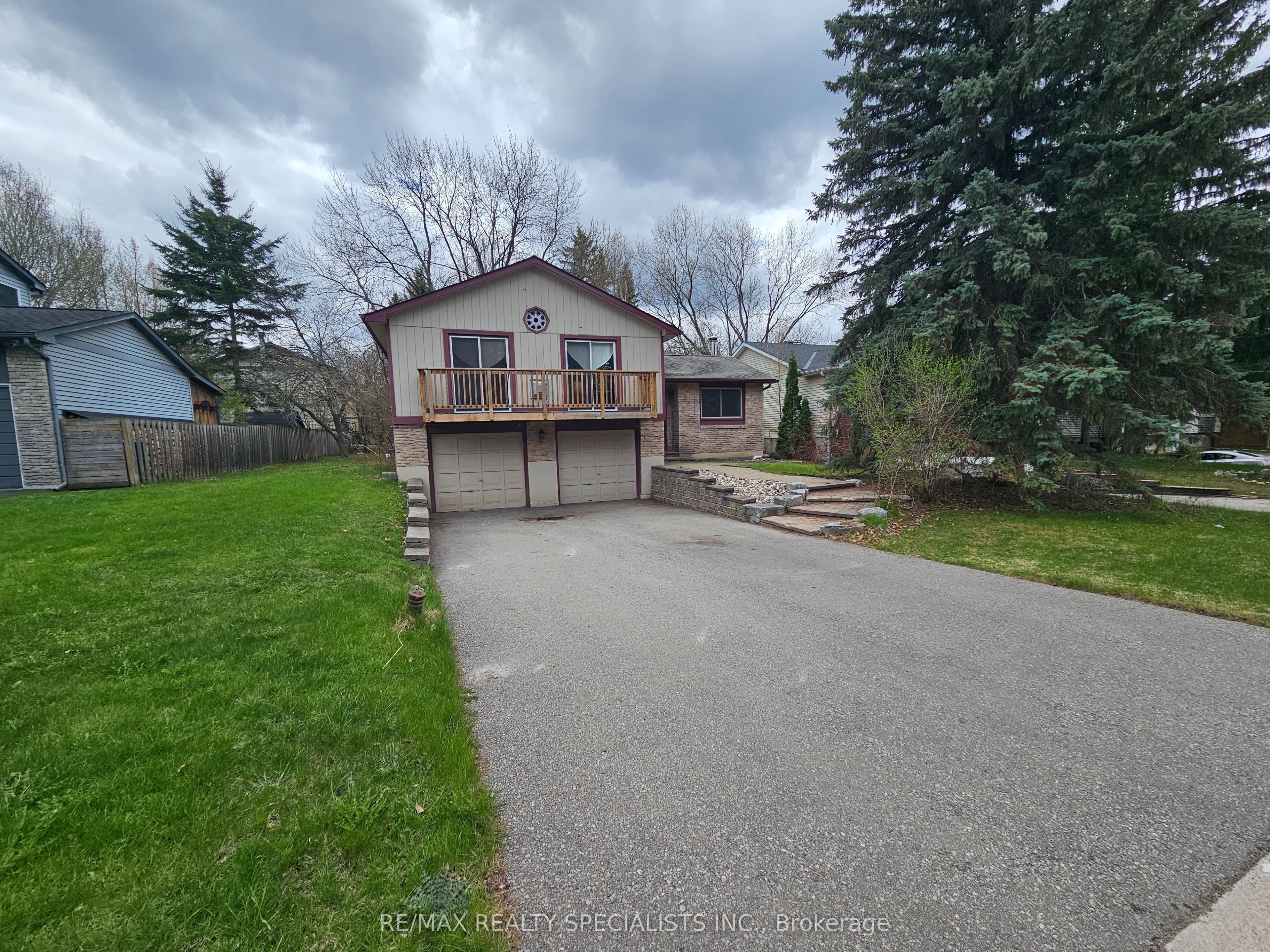 914 JANETTE Street, Newmarket, ON L3Y 5K2 photo 4