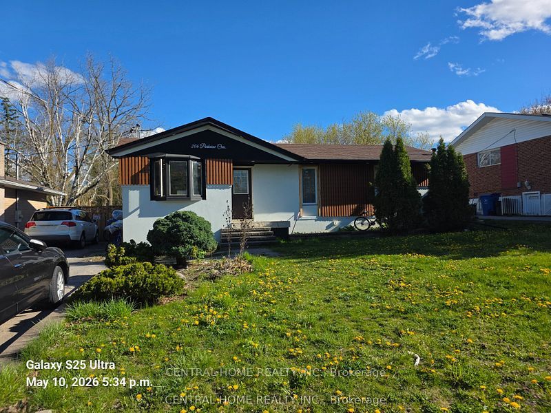 206 Parkview Crescent, Newmarket, ON L3Y 2C8 photo 2