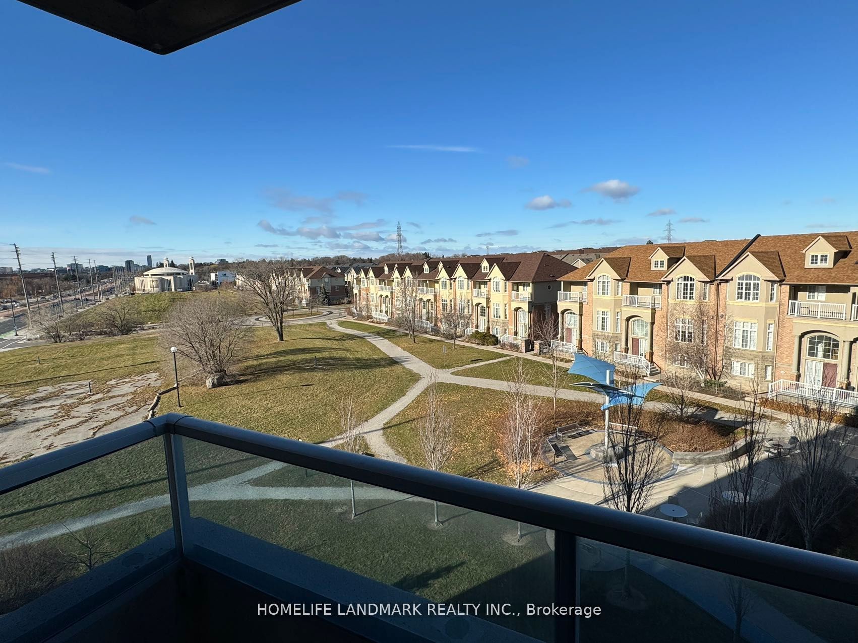 23 COX Boulevard 675, Markham, ON L3R 7Z9 photo 5