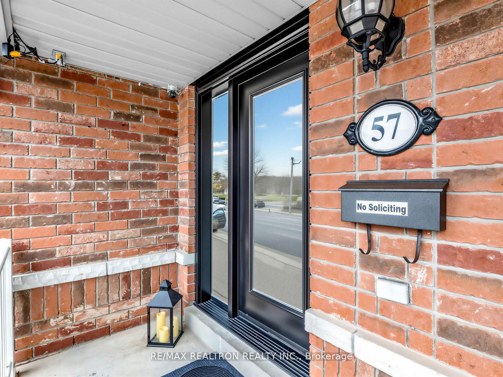 57 Skipton Trail, Aurora, ON L4G 7R3 photo 2