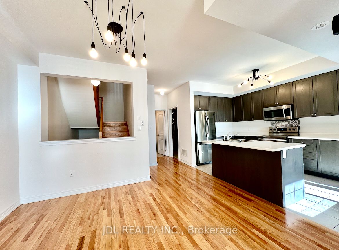 33 Jaffna Lane, Markham, ON L6C 0X7 photo 4