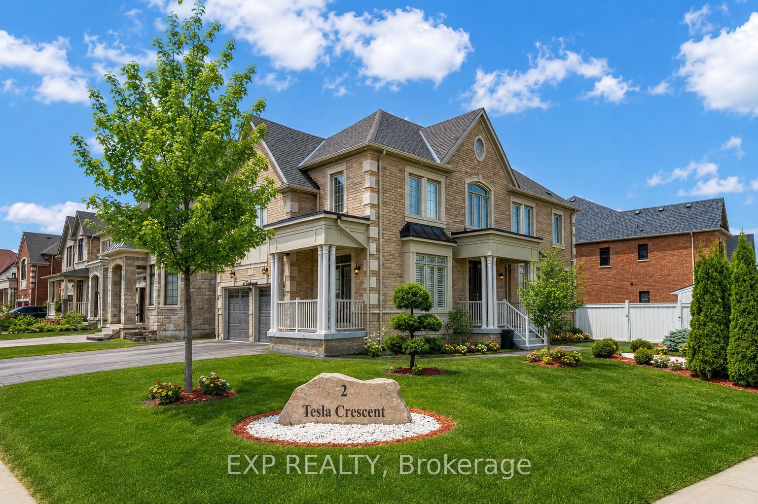 2 Tesla Crescent, East Gwillimbury, ON L9N 0T3 photo 3