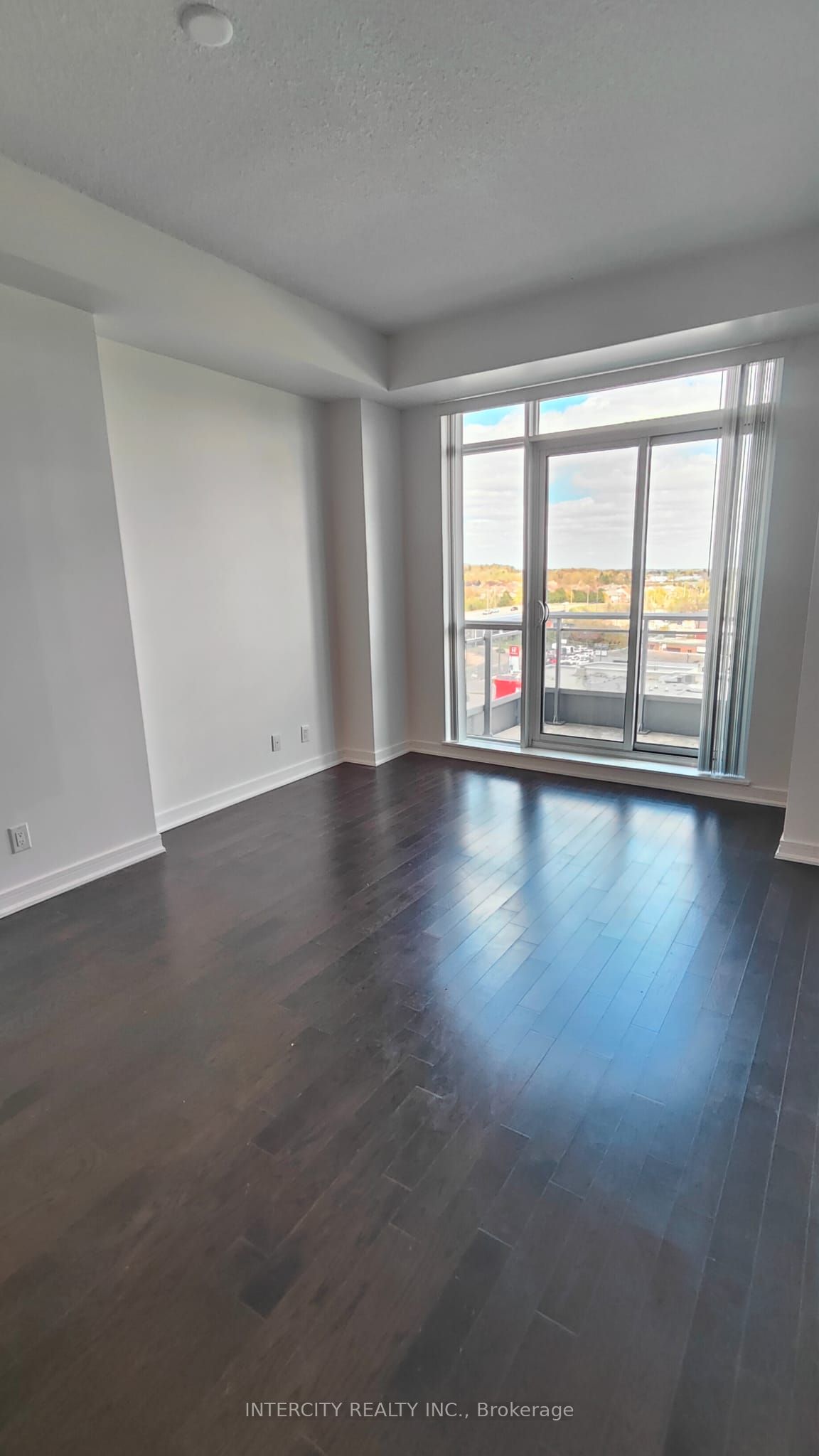 9205 Yonge Street N 804, Richmond Hill, ON L4C 1V5 photo 3