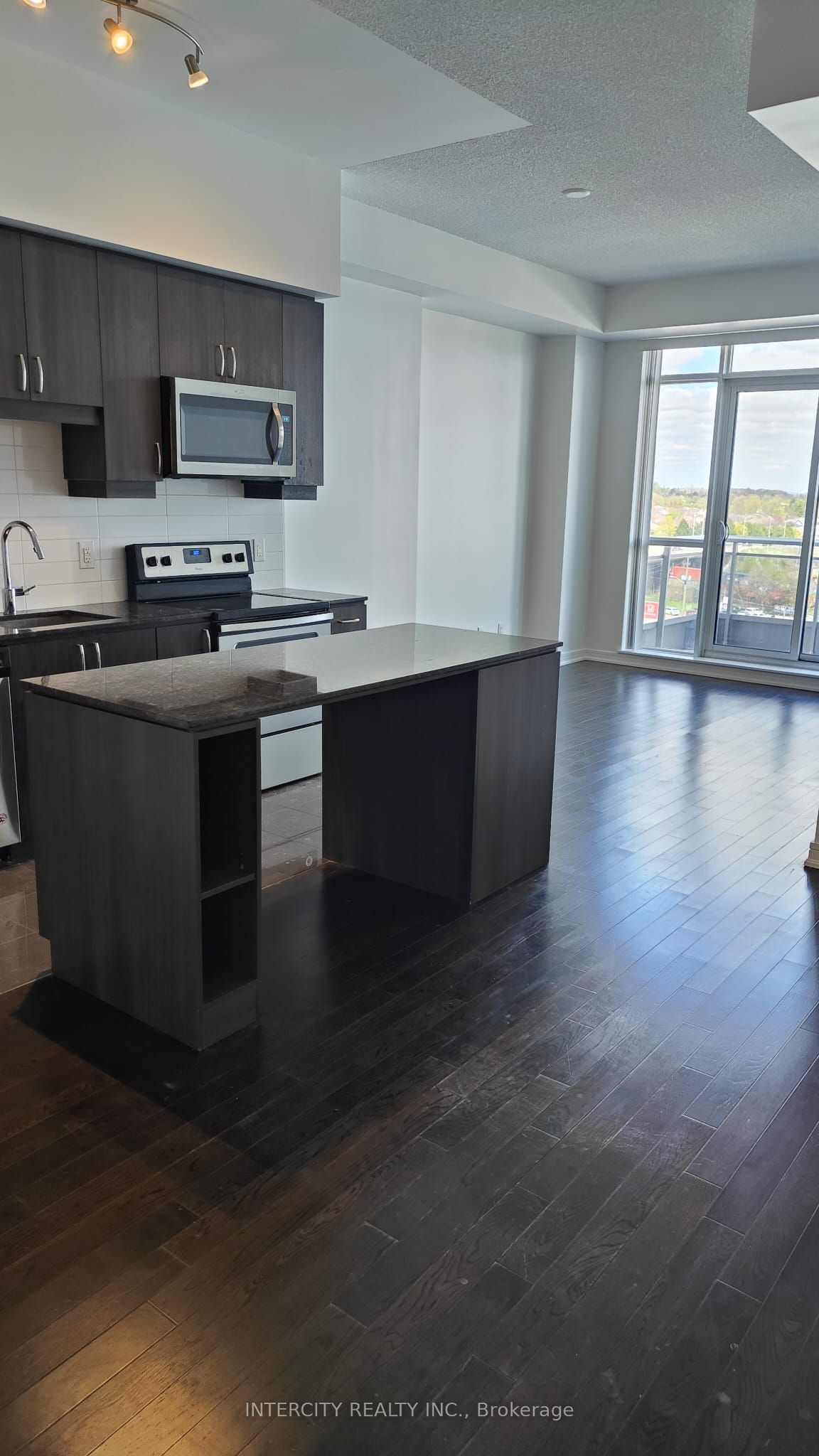 9205 Yonge Street N 804, Richmond Hill, ON L4C 1V5 photo 4