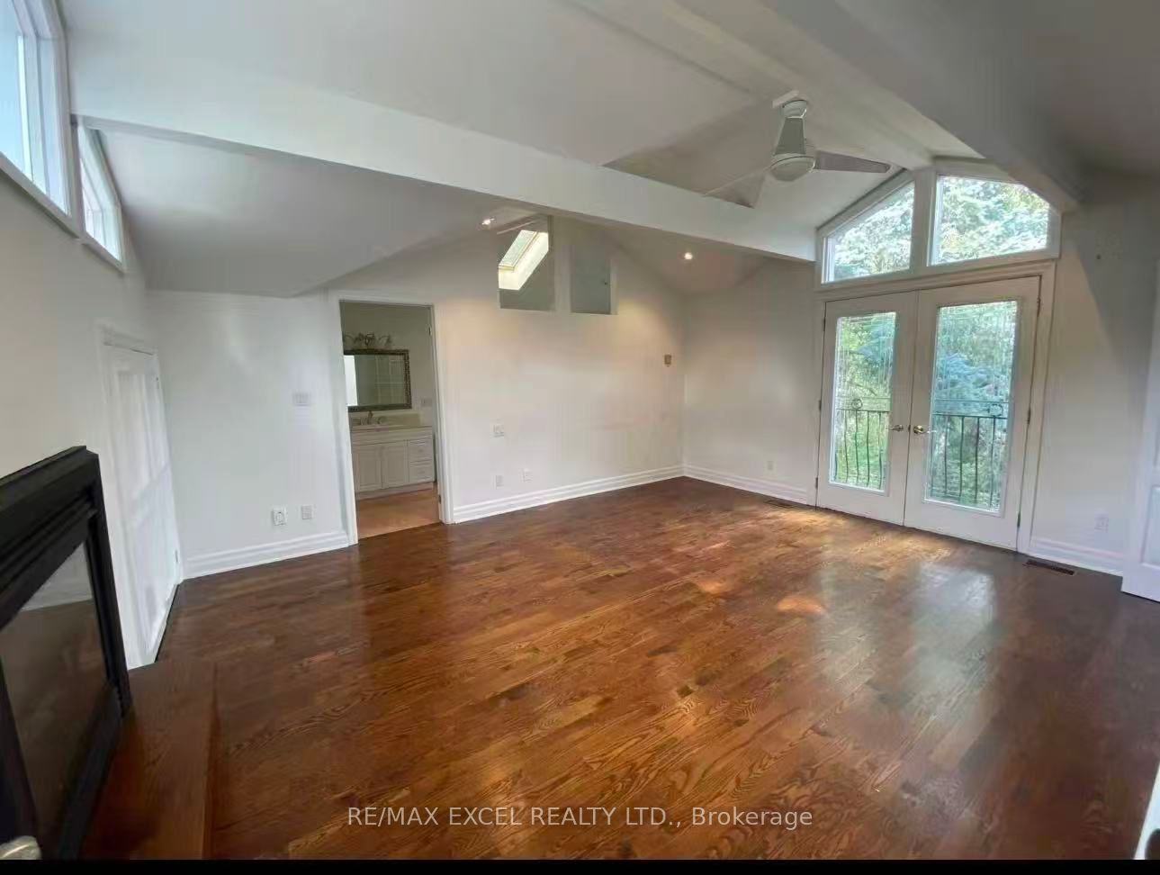 69 Leisure Lane Loft, Richmond Hill, ON L4C 4X2 photo 2