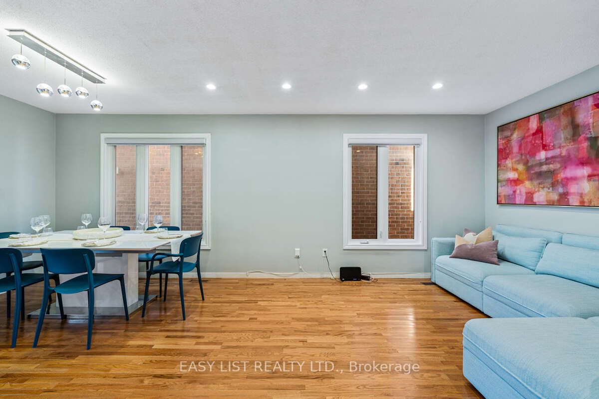 109 Whitney Place, Vaughan, ON L4J 6V6 photo 3
