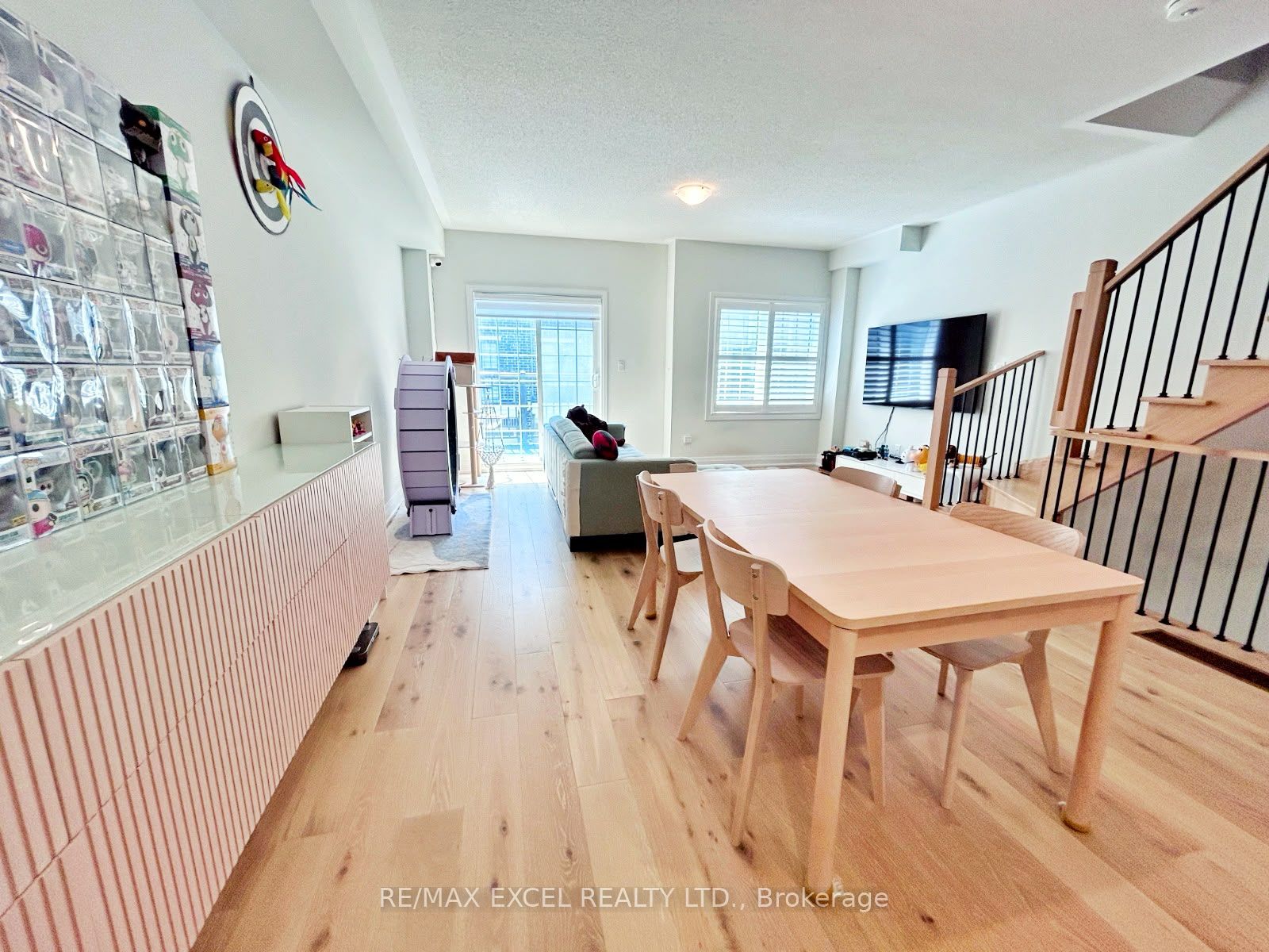 96 Clippers Crescent, Whitchurch-Stouffville, ON L4A 4X7 photo 5