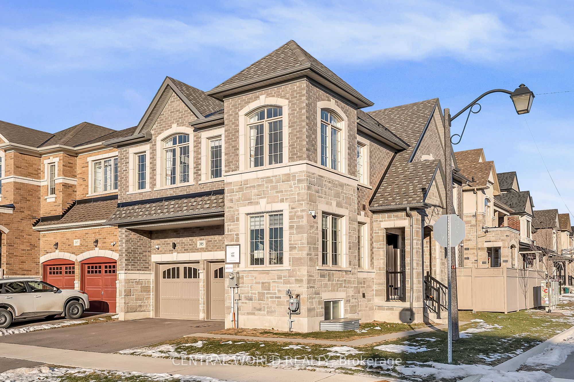 395 Fred McLaren Boulevard, Markham, ON L6E 0V9 photo 2