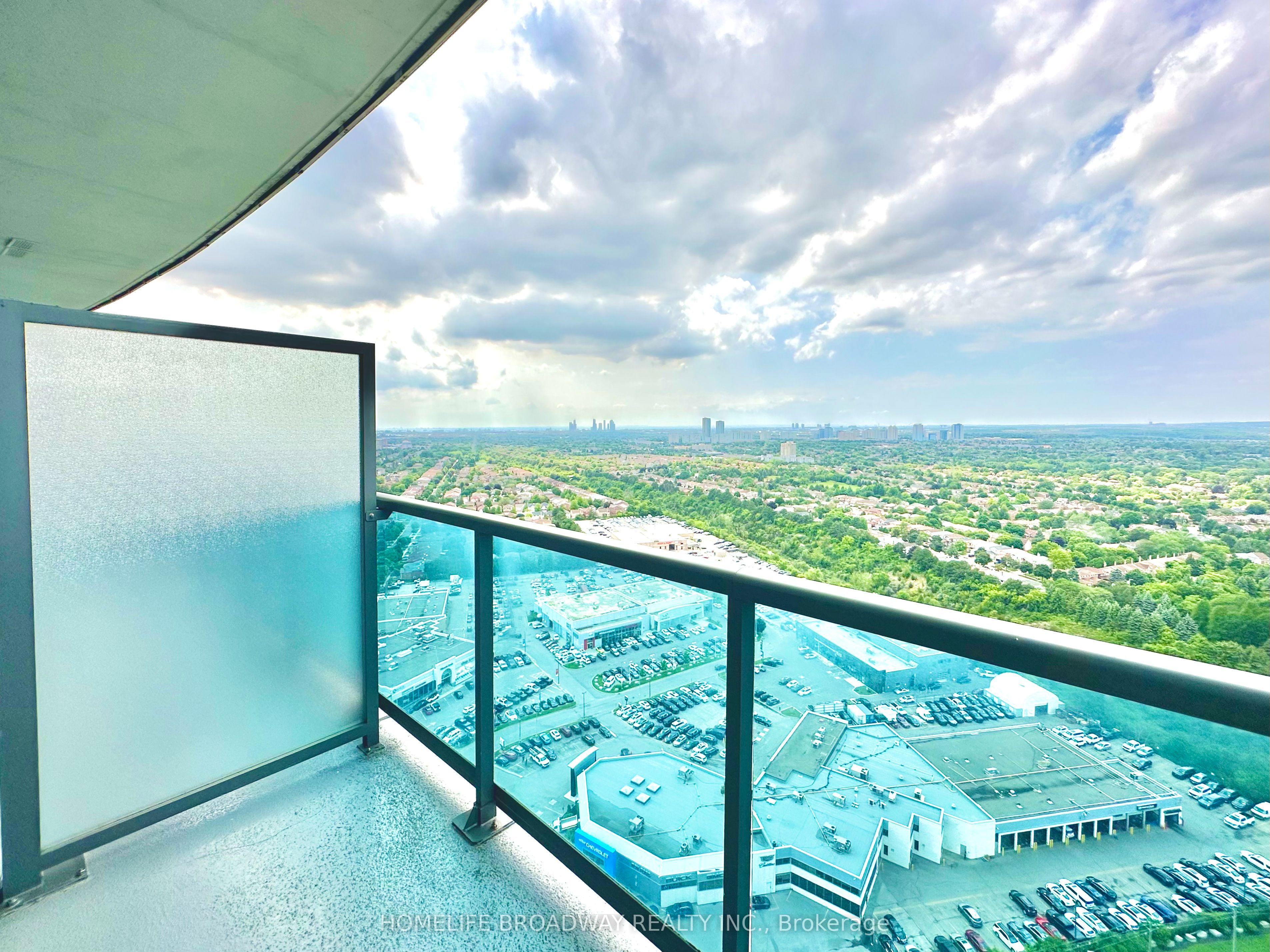 7161 Yonge Street 2833, Markham, ON L3T 0C8 photo 2