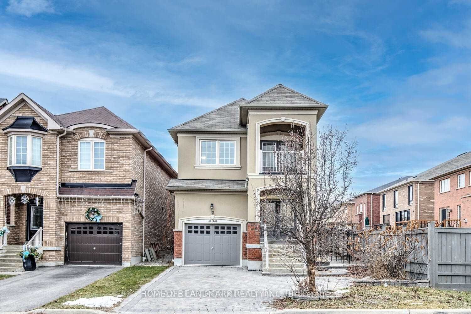 404 Lady Nadia Drive E, Vaughan, ON L6A 4E8
