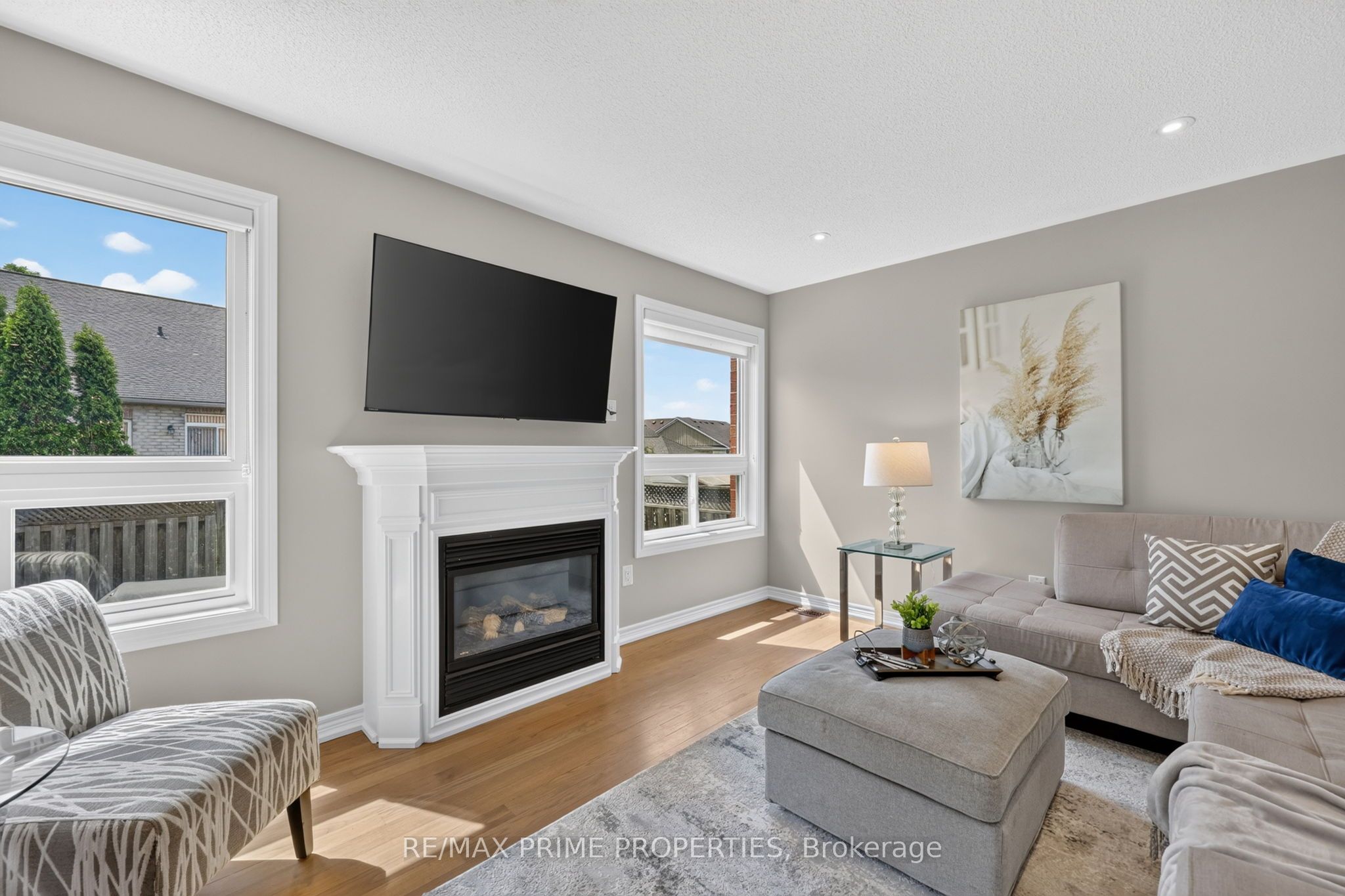 77 Margaret Graham Crescent, East Gwillimbury, ON L0G 1M0 photo 5
