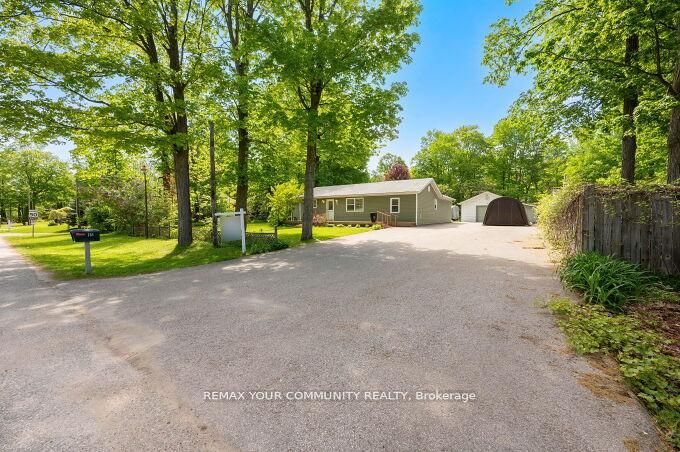 781 Edward Street, Innisfil, ON L9S 2S2 photo 3