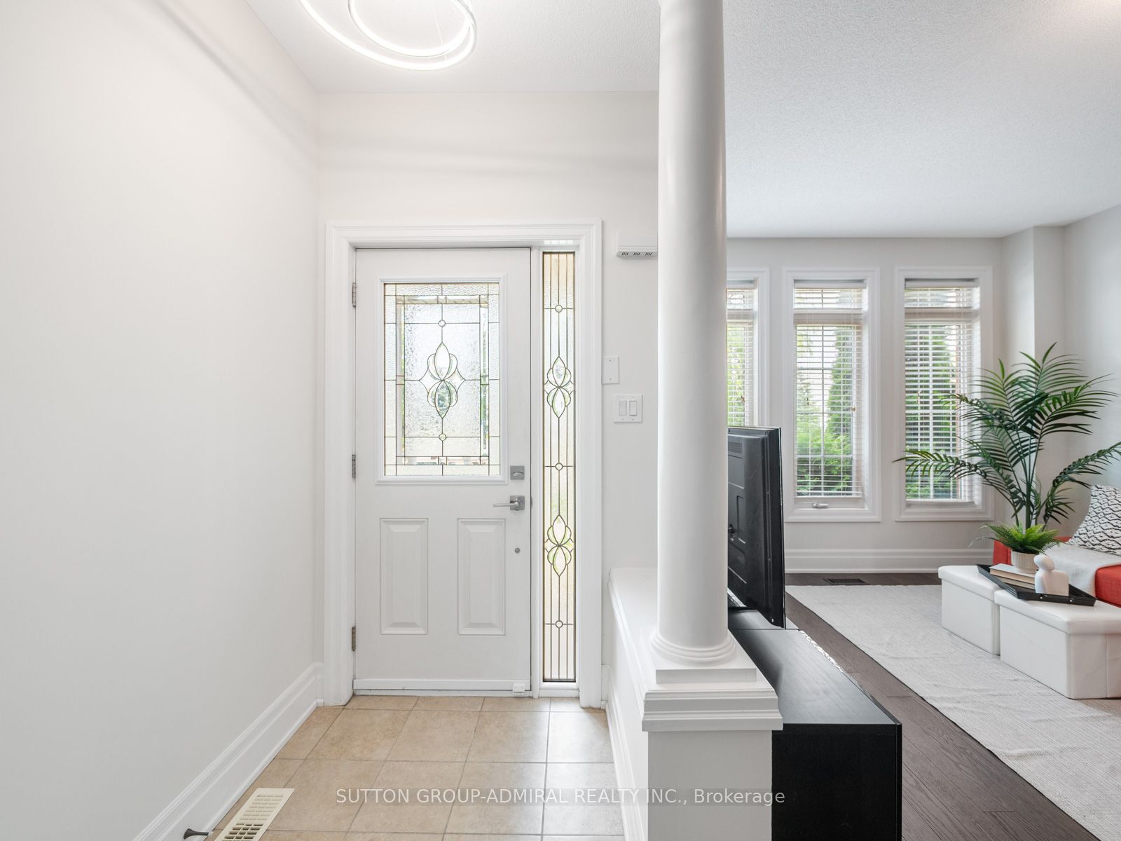 10 Forest Run Boulevard, Vaughan, ON L4K 5J8 photo 5