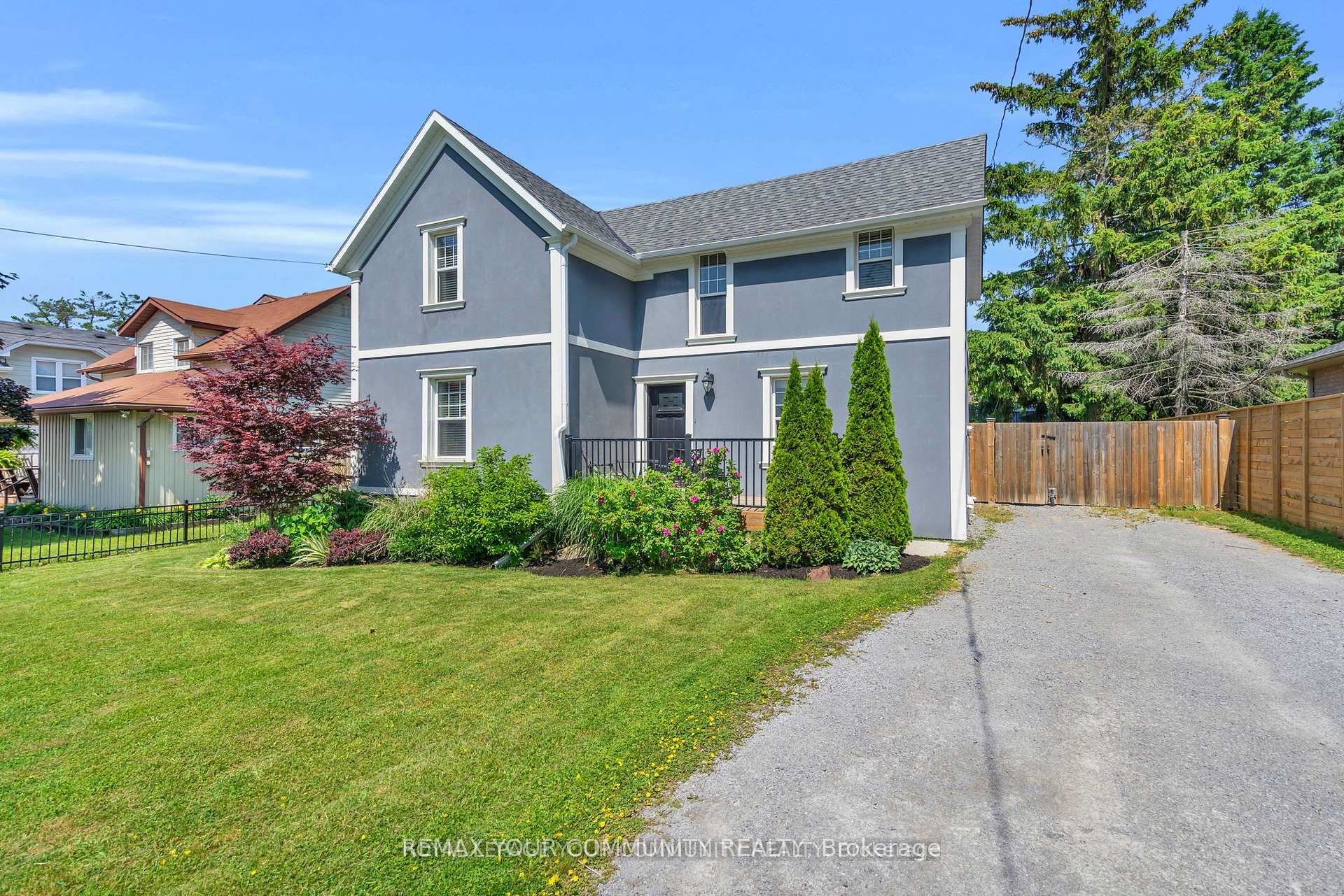 21039 Dalton Road, Georgina, ON L0E 1L0