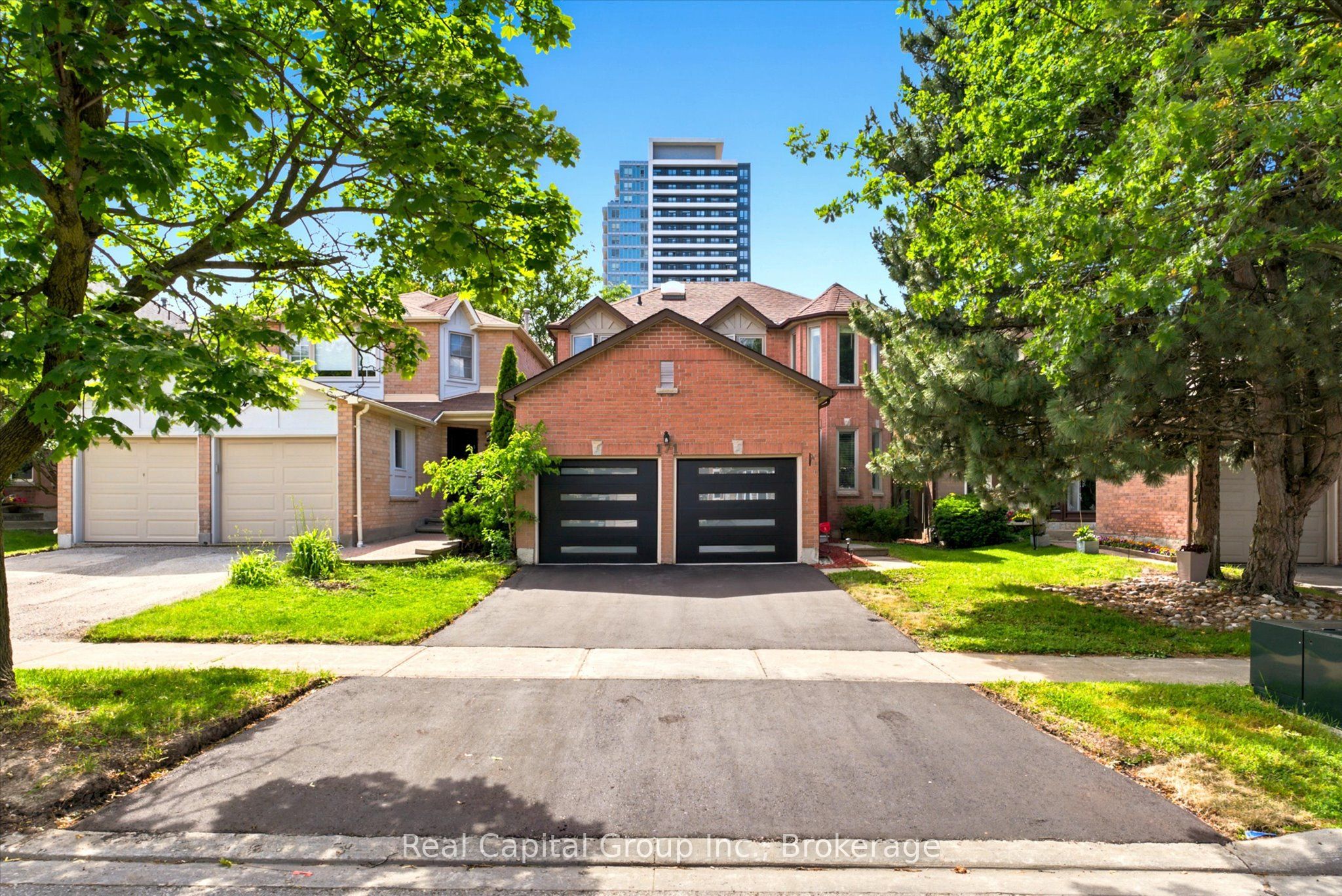 171 ROSEDALE HEIGHTS Drive, Vaughan, ON L4J 4W1 photo 2