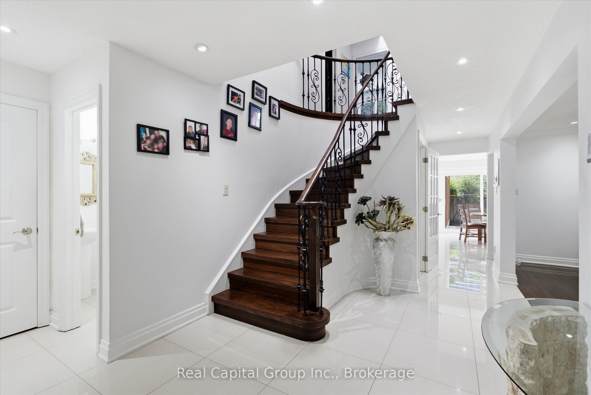 171 ROSEDALE HEIGHTS Drive, Vaughan, ON L4J 4W1 photo 3