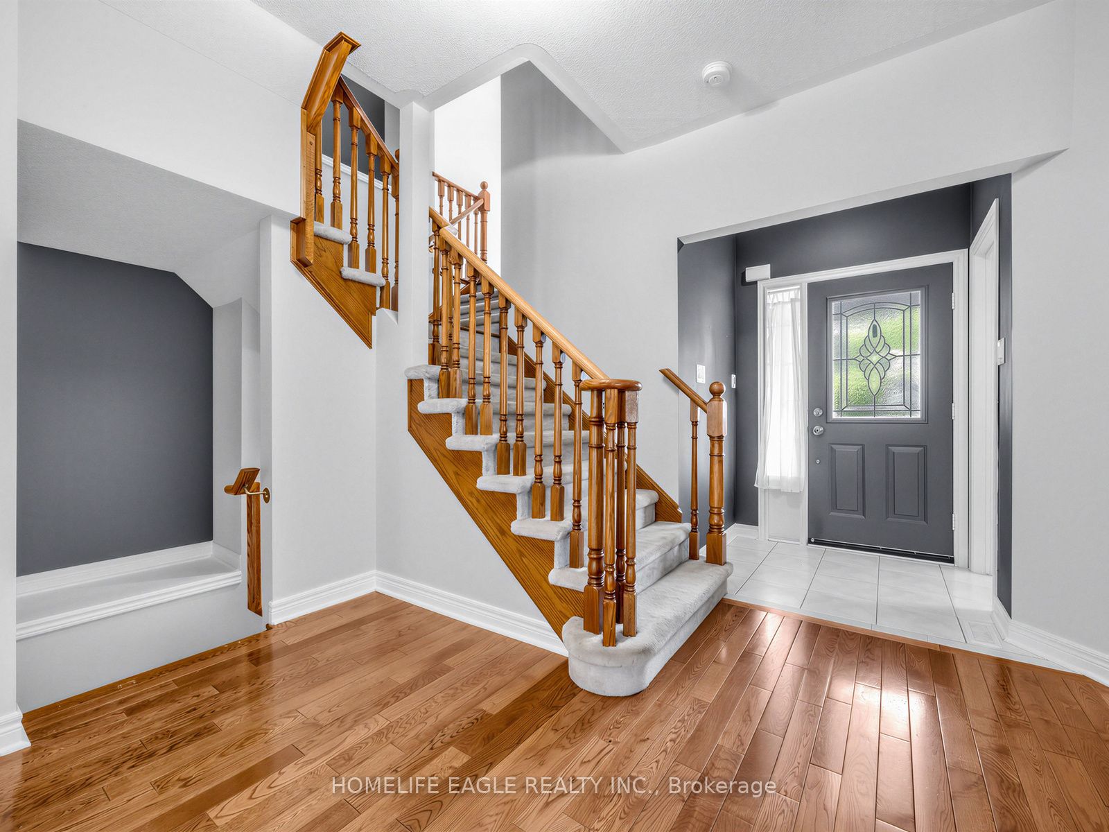 101 Downey Circle, Aurora, ON L4G 7E8 photo 4