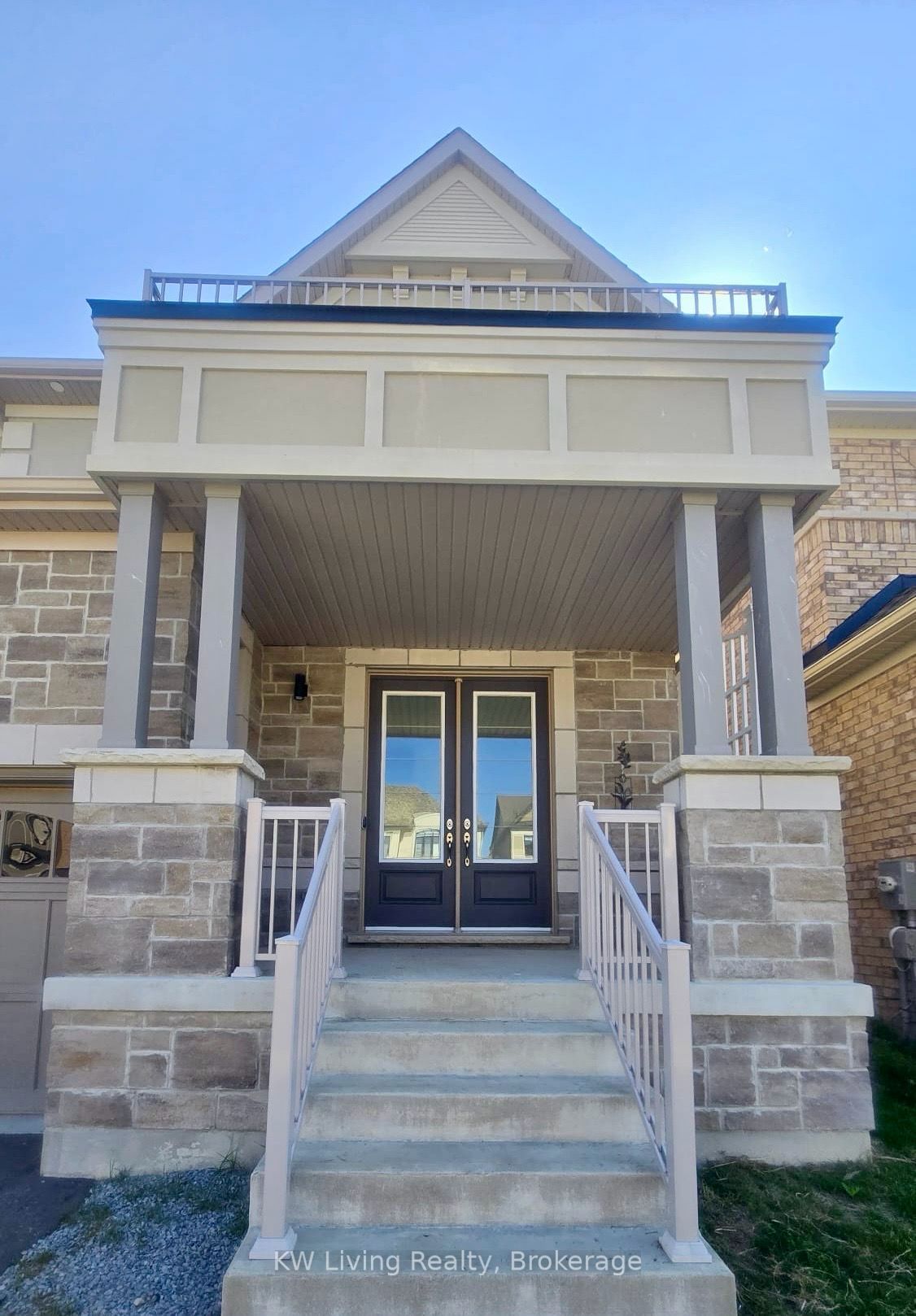 33 Valleo Street, Georgina, ON L4P 0K1 photo 4