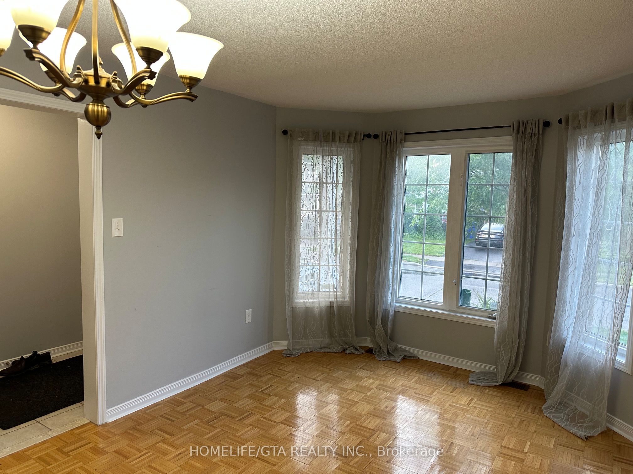 254 Marble Place, Newmarket, ON L3X 2Y3 photo 4