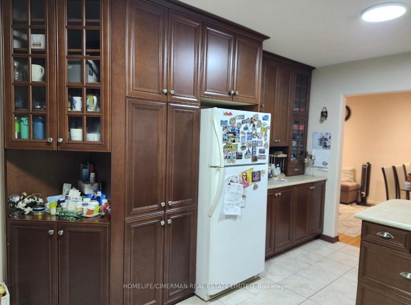 92 Bond Crescent, Richmond Hill, ON L4E 3K7 photo 3