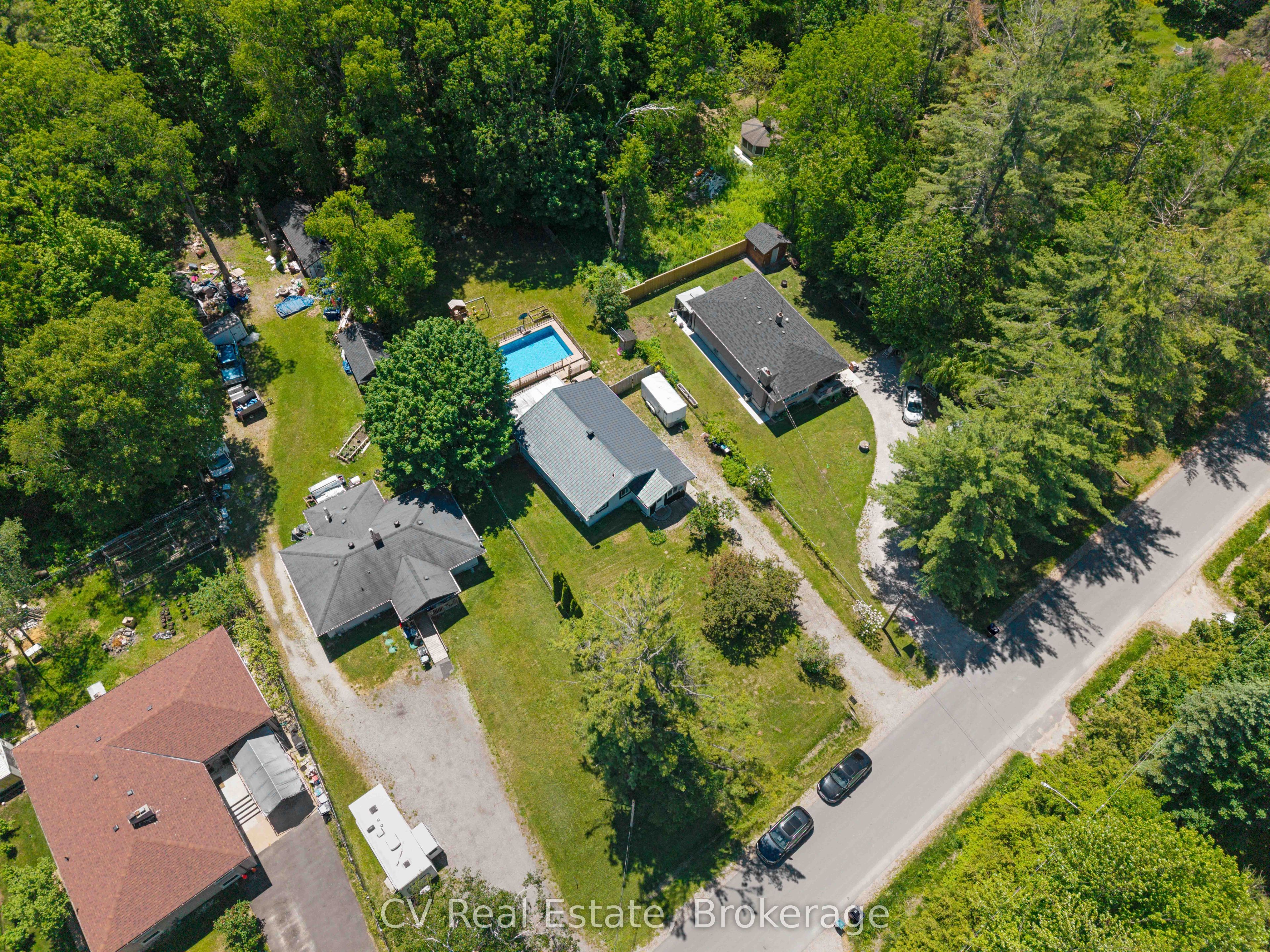 637 Pinegrove Avenue, Innisfil, ON L9S 2K4 photo 3