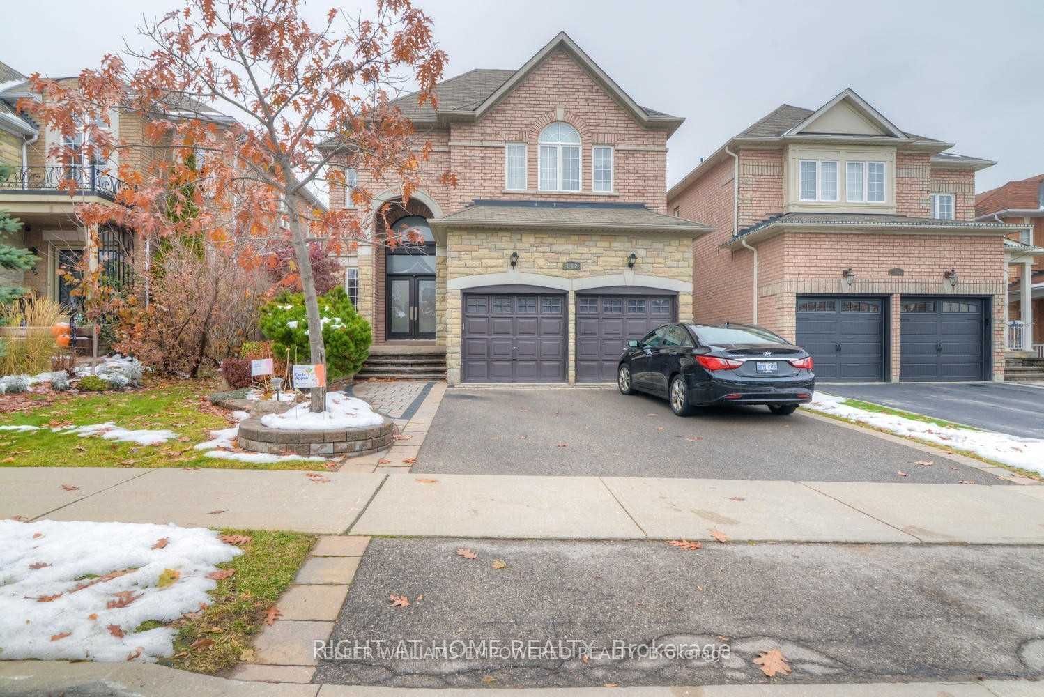 142 Ner Israel Drive Lower, Vaughan, ON L4J 9K8