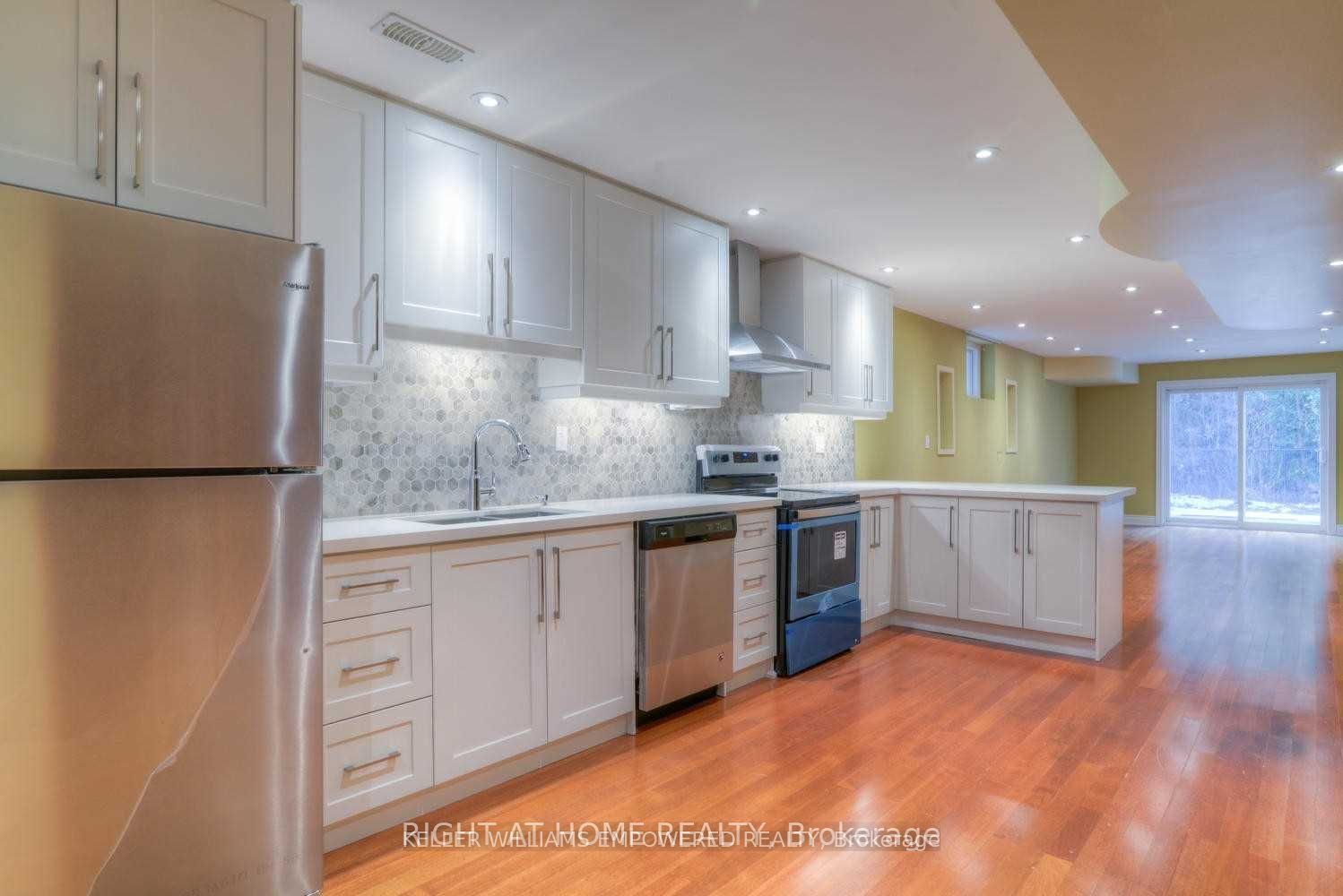 142 Ner Israel Drive Lower, Vaughan, ON L4J 9K8 photo 4