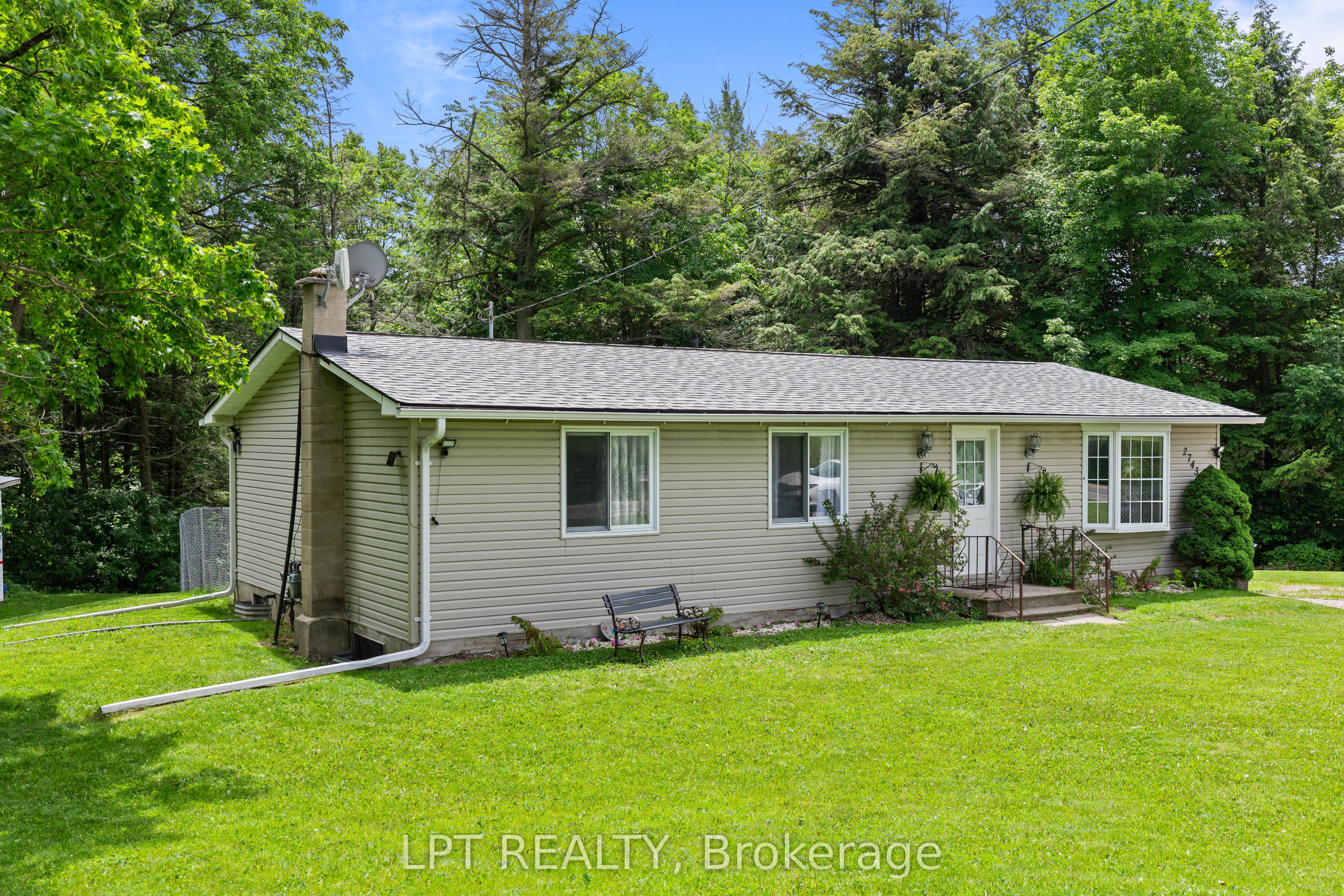 2743 Lockhart Road, Innisfil, ON L9S 3G2 photo 4