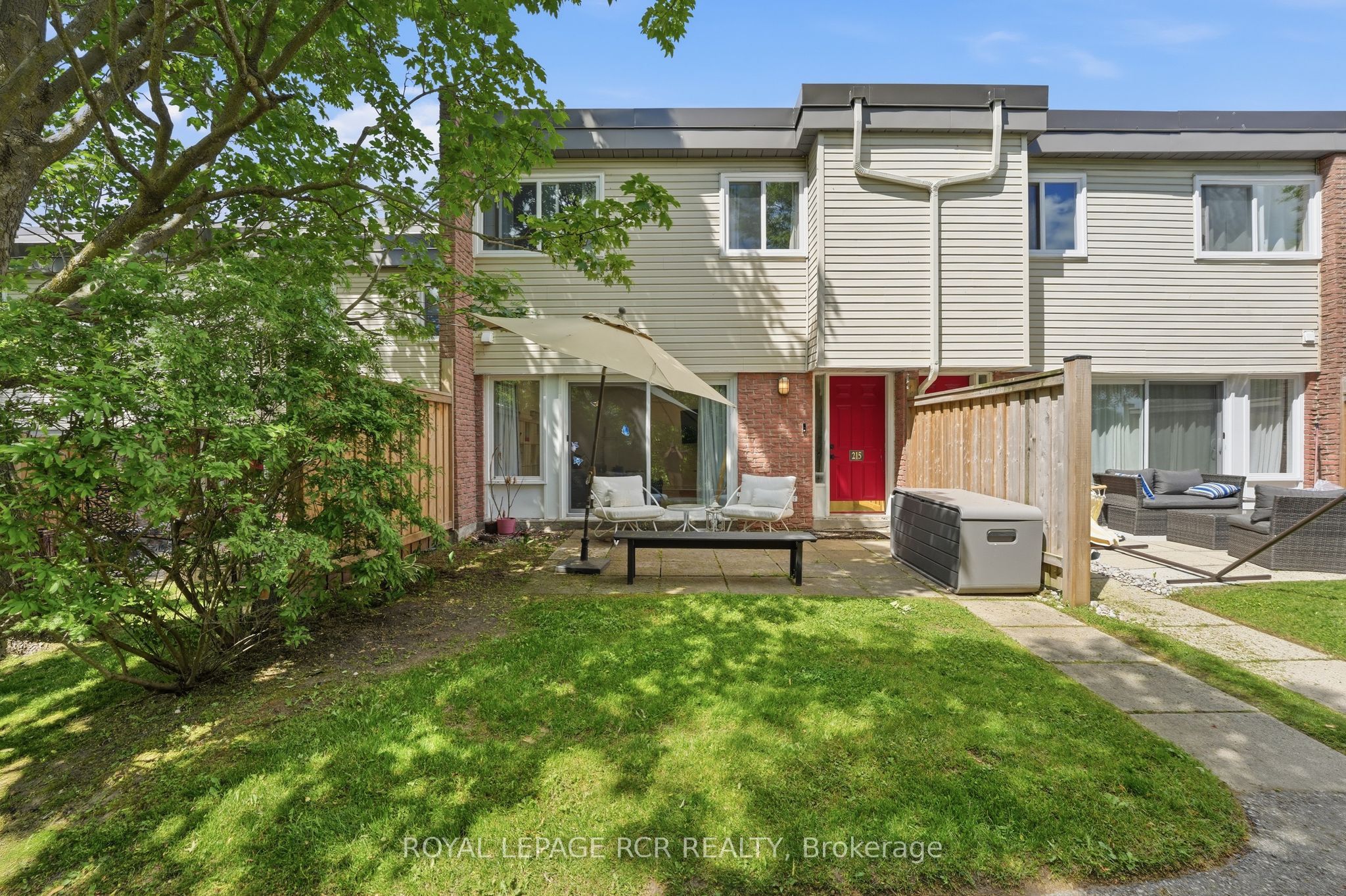 215 Milestone Crescent 75, Aurora, ON L4G 3M2 photo 2