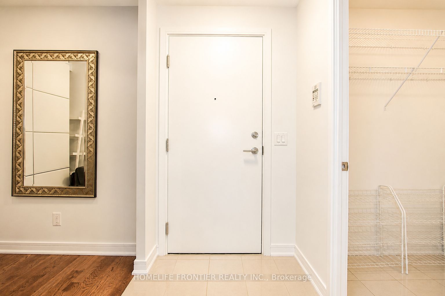 9191 Yonge Street 218, Richmond Hill, ON L4C 1E2 photo 2