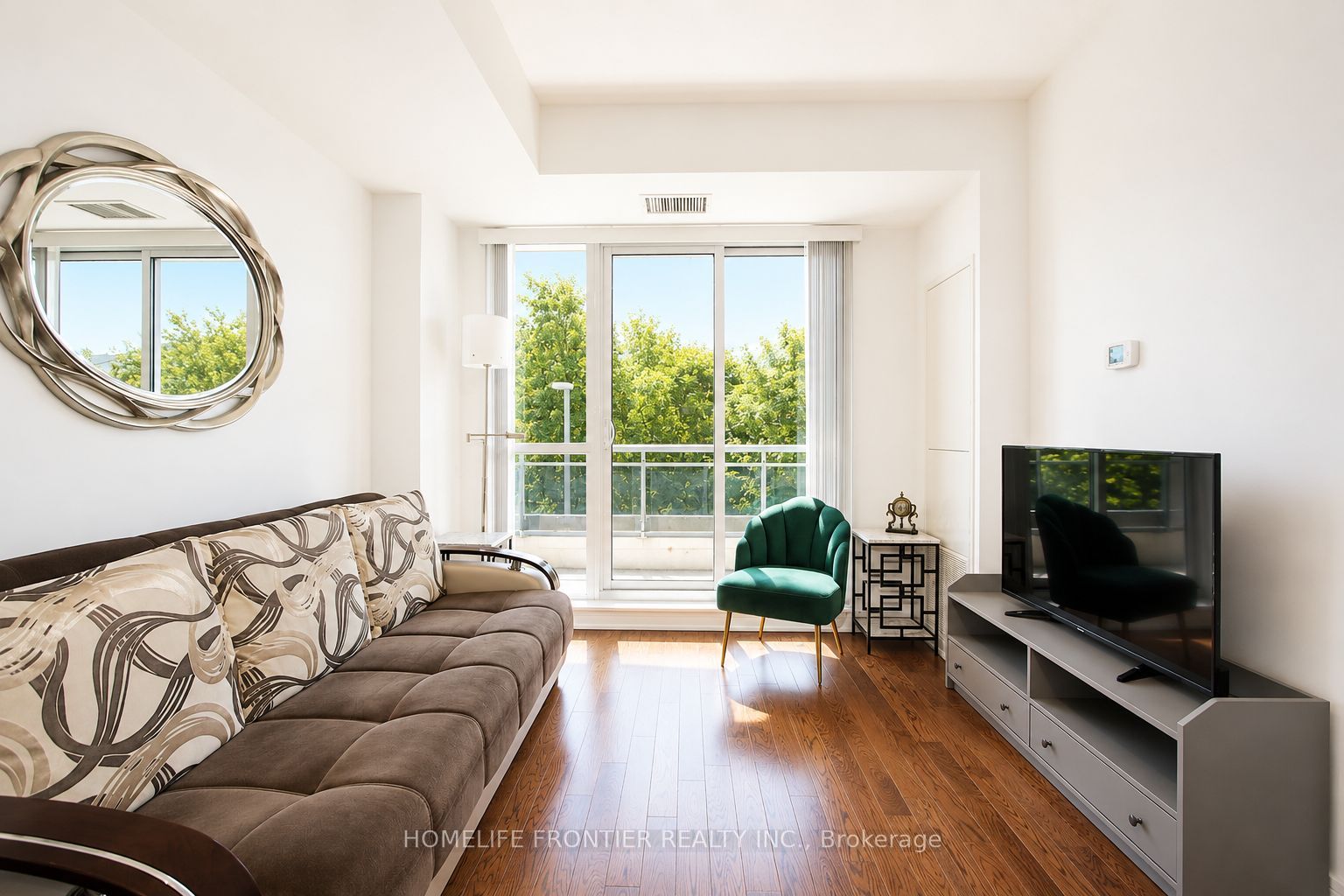 9191 Yonge Street 218, Richmond Hill, ON L4C 1E2 photo 5